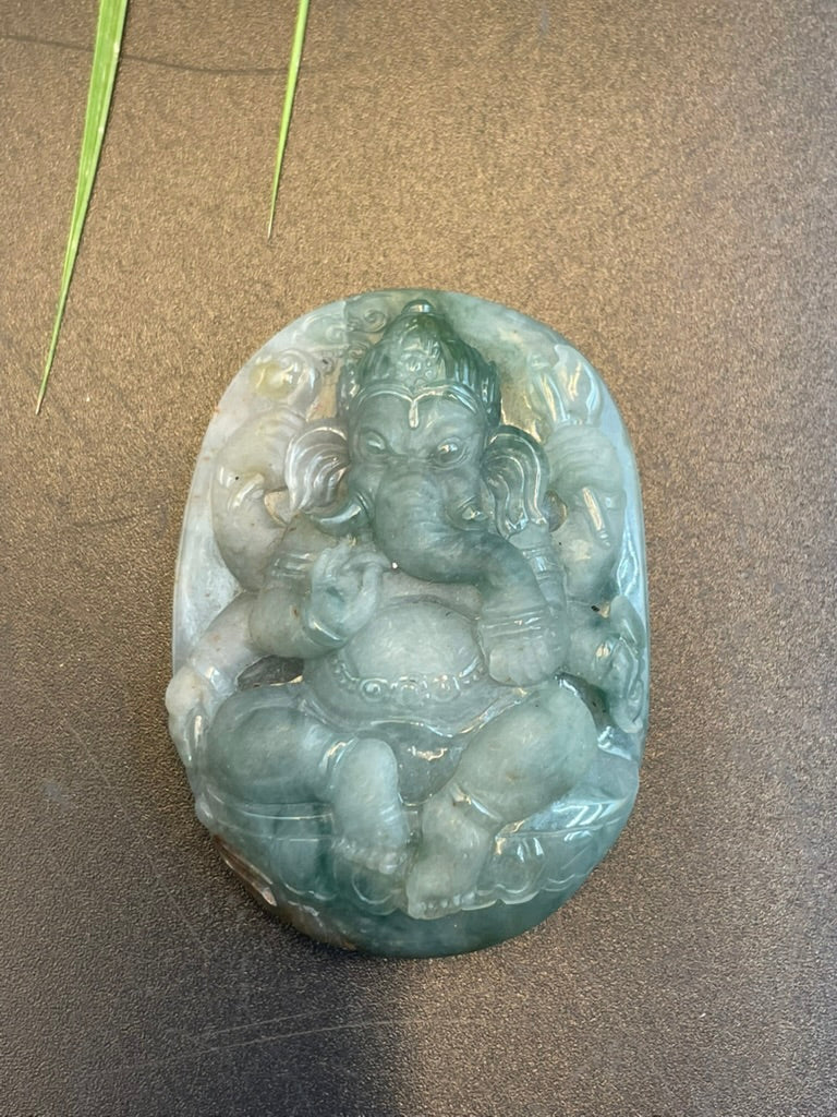 天然緬甸翡翠象神吊墜