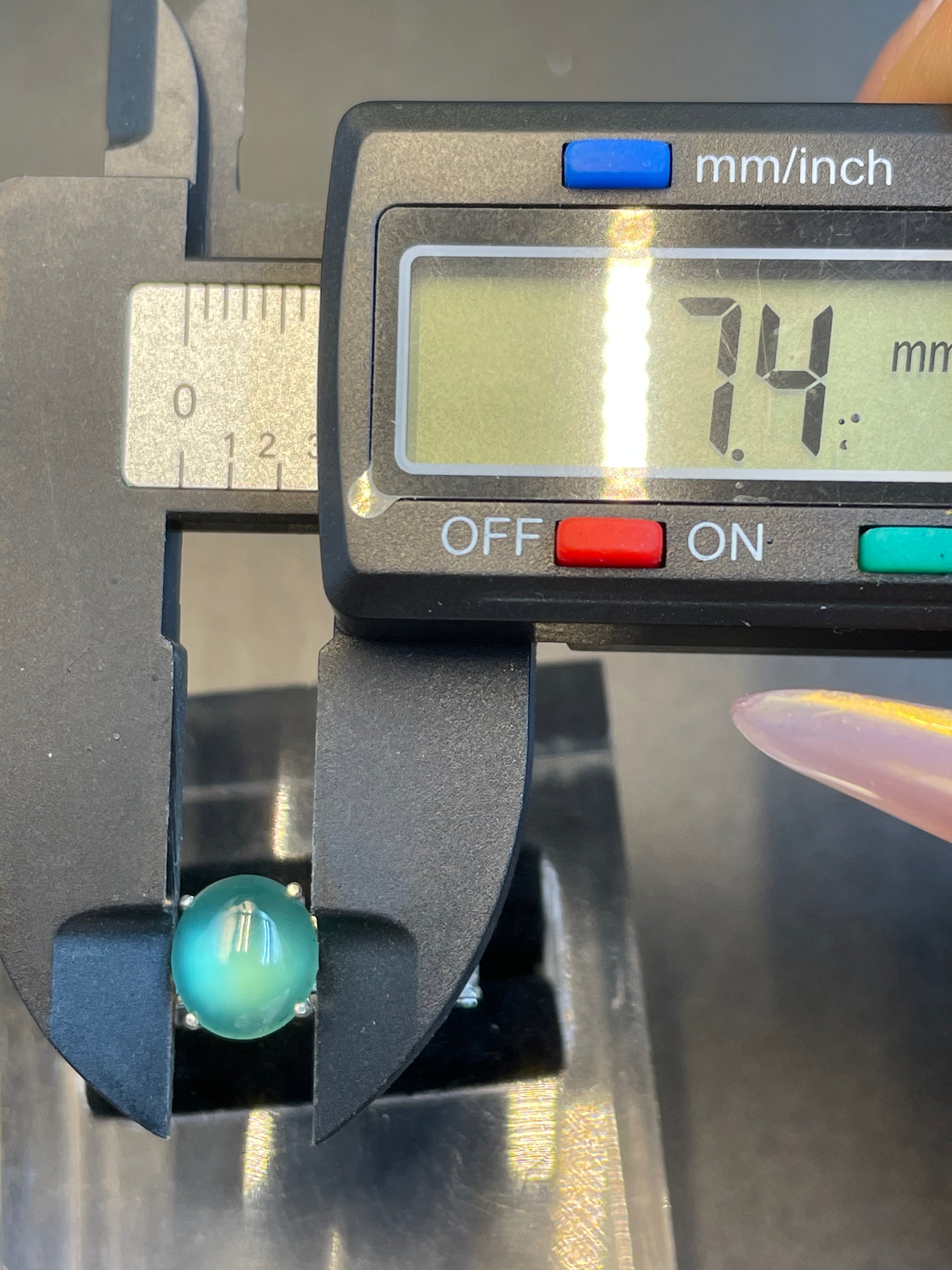 緬甸天然翡翠藍水蛋面戒指