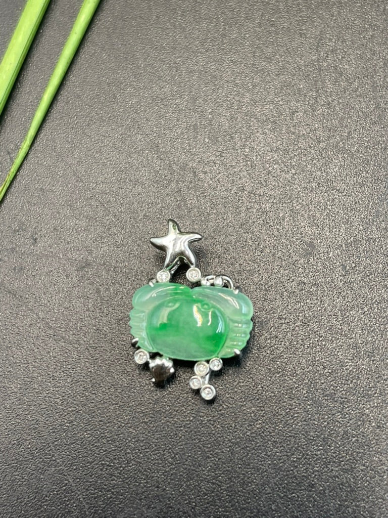 天然緬甸翡翠冰飄綠花螃蟹吊墜