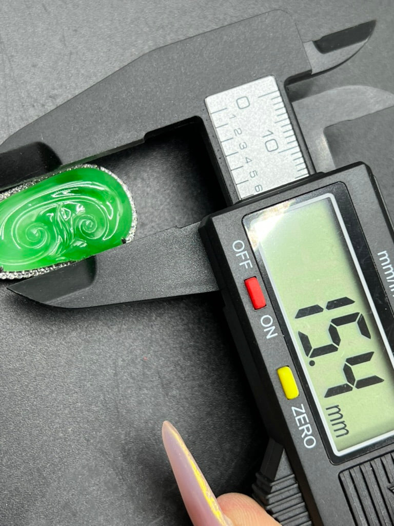 緬甸天然翡翠陽綠葉子吊墜