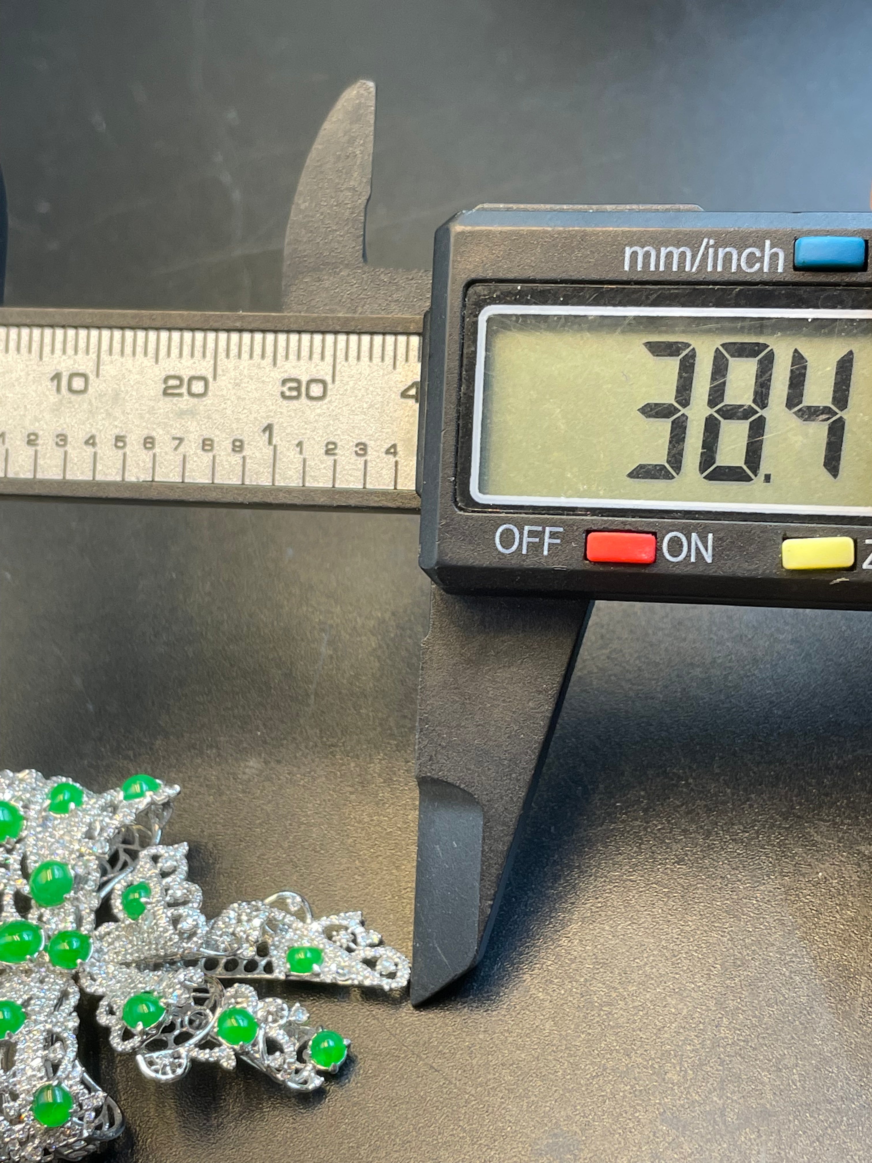 緬甸天然翡翠陽綠蛋面蝴蝶結胸針