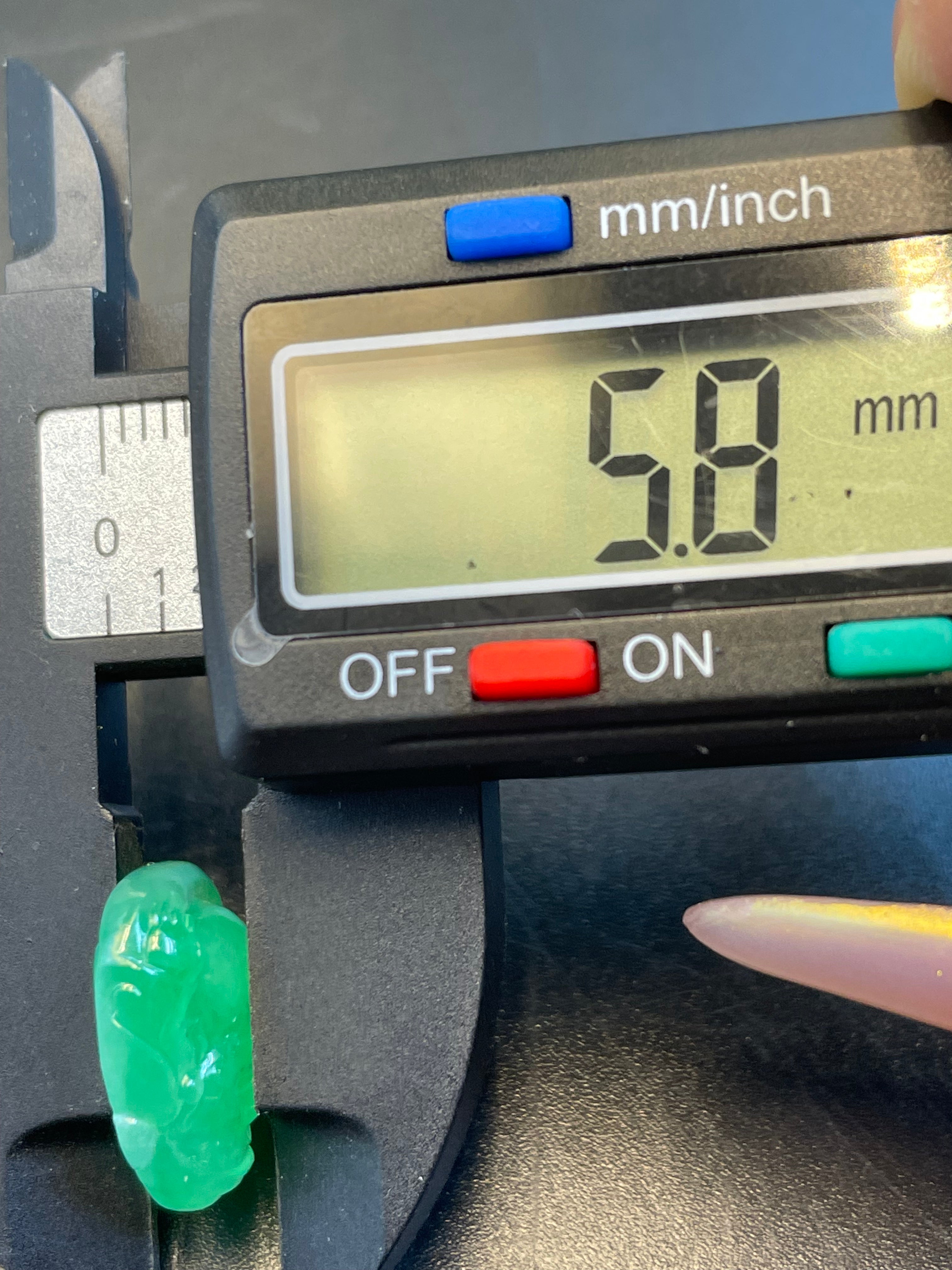 緬甸天然翡翠彌勒裸石可做鑲嵌首飾