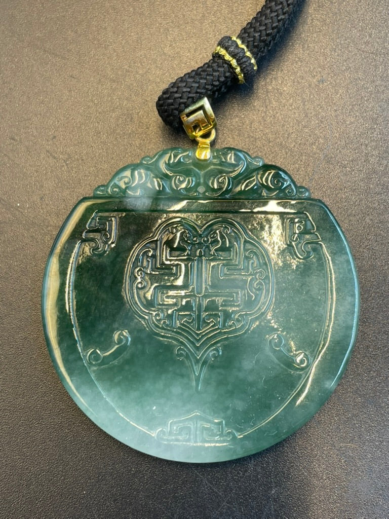 天然緬甸翡翠仿古牌吊墜