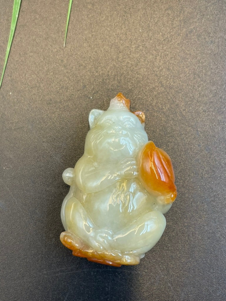 天然緬甸翡翠靈貓獻瑞吊墜