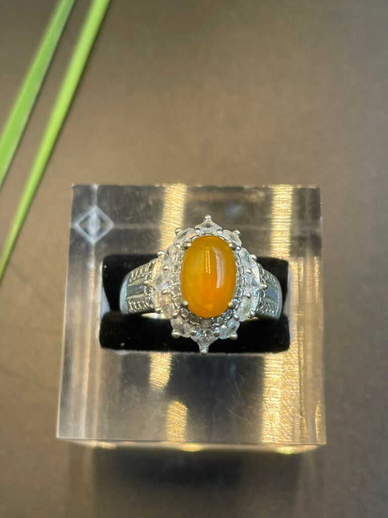 緬甸天然翡翠黃翡蛋面戒指