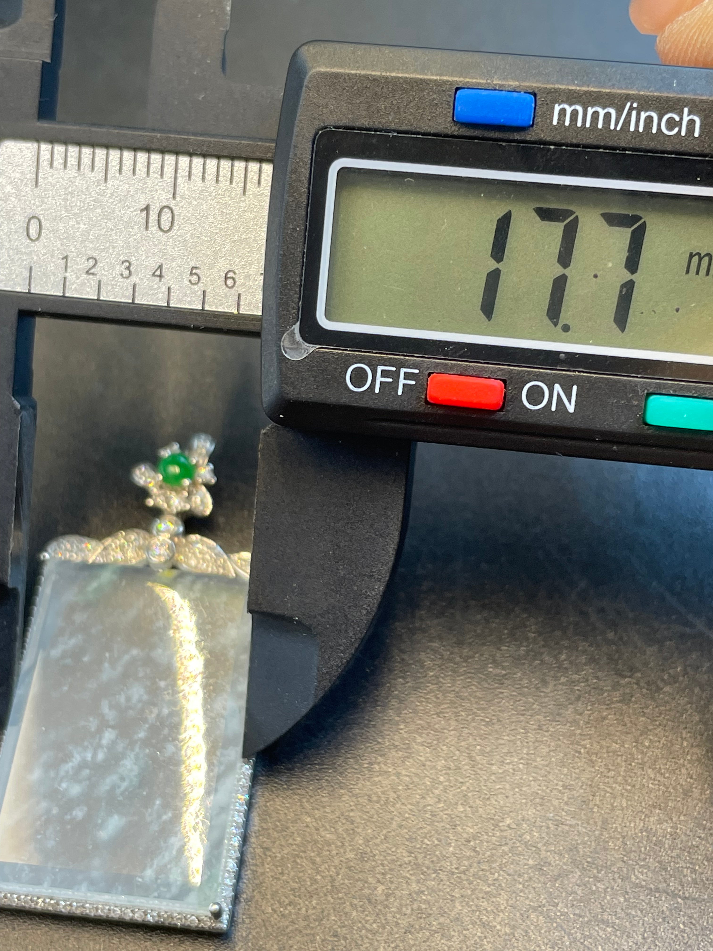 緬甸天然翡翠冰種飄雪花無事牌吊墜