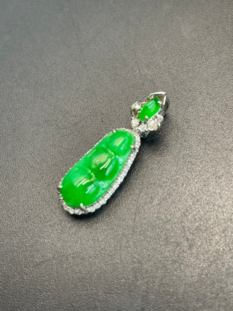 緬甸天然翡翠陽綠福豆/三元及第吊墜