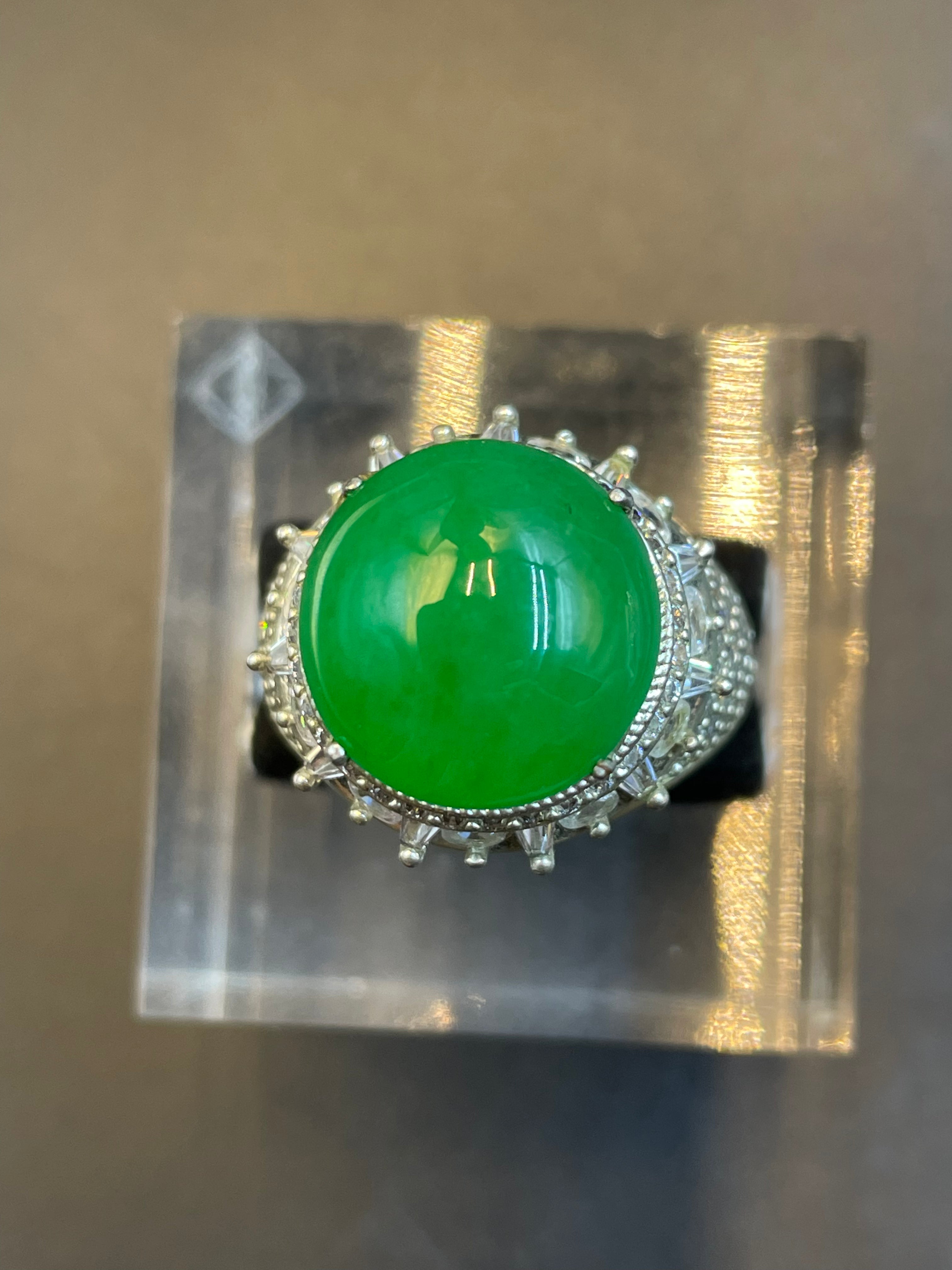 緬甸天然翡翠陽綠正圓蛋面戒指