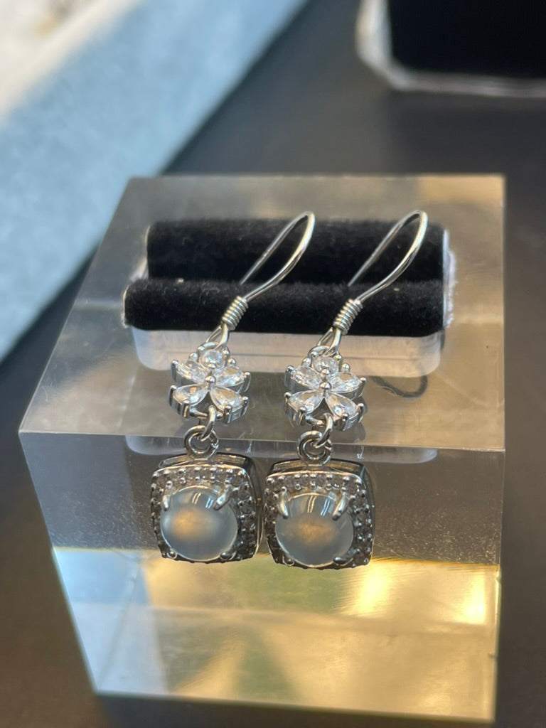 緬甸天然翡翠冰種蛋面耳環耳釘耳墜/禮物/簡約