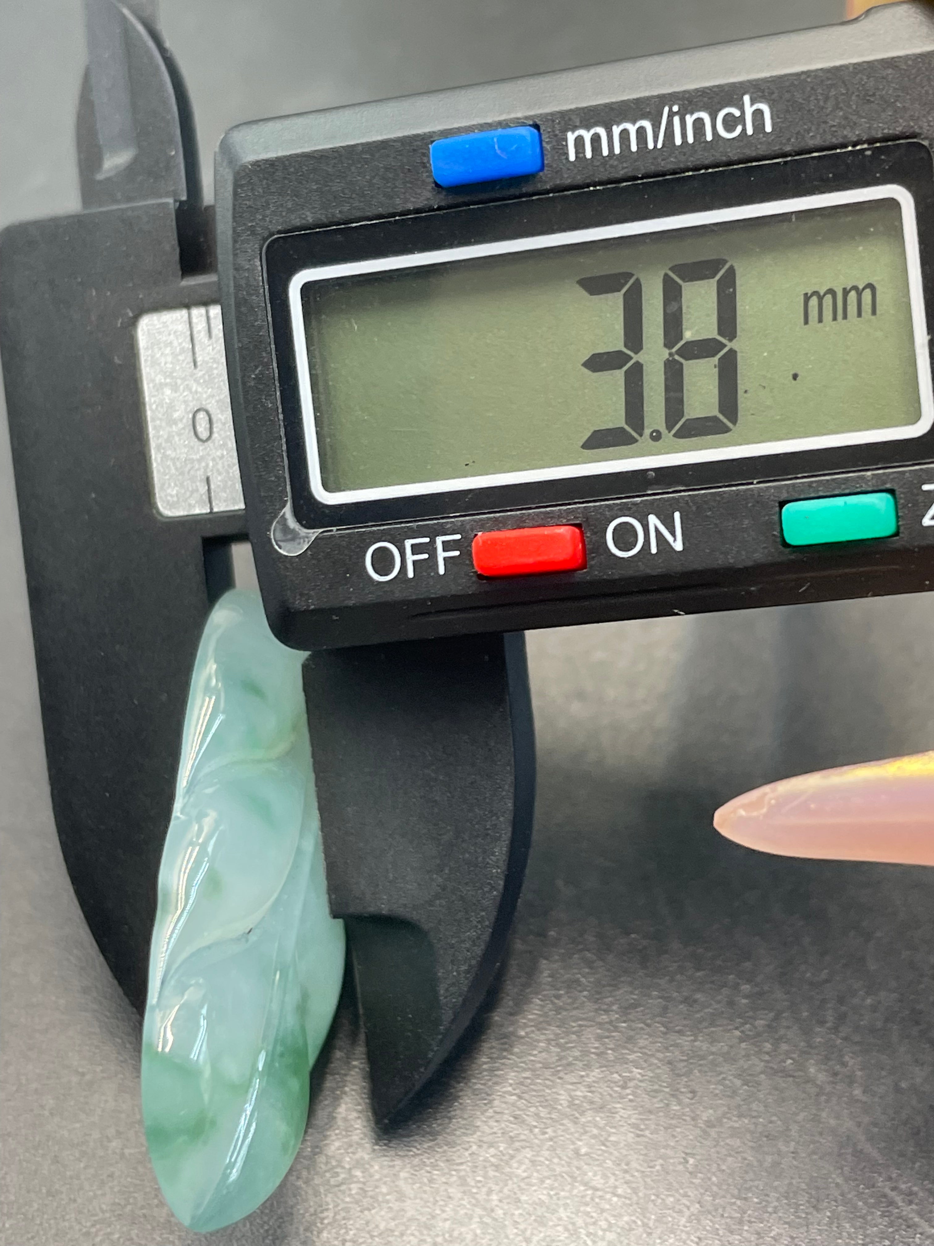 緬甸天然翡翠飄花金枝玉葉吊墜