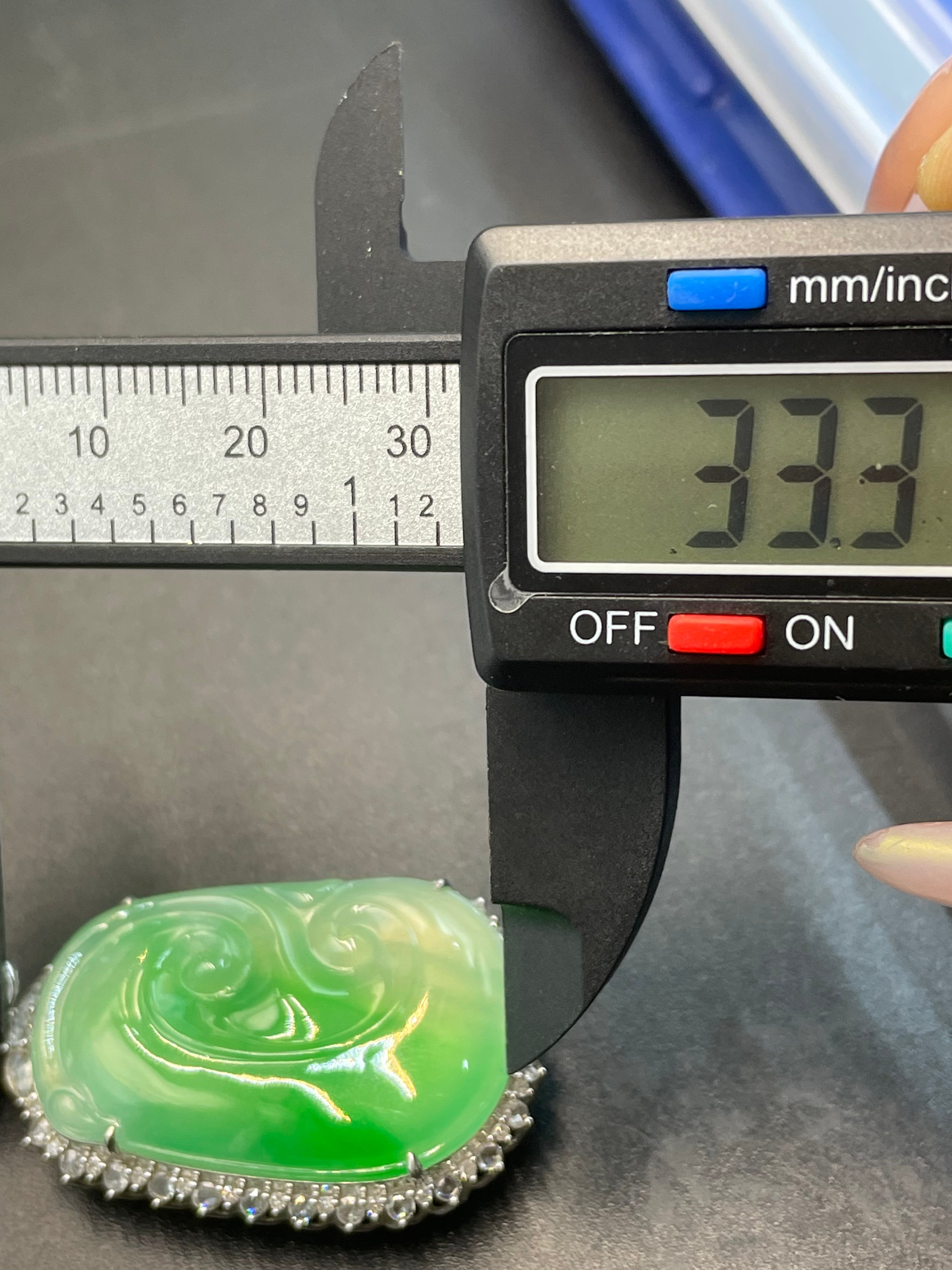 緬甸天然翡翠冰晴飄花如意吊墜