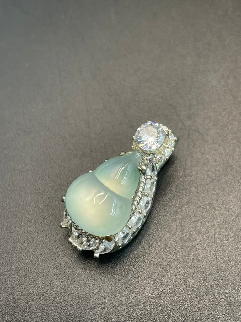 緬甸天然翡翠冰種福祿吊墜