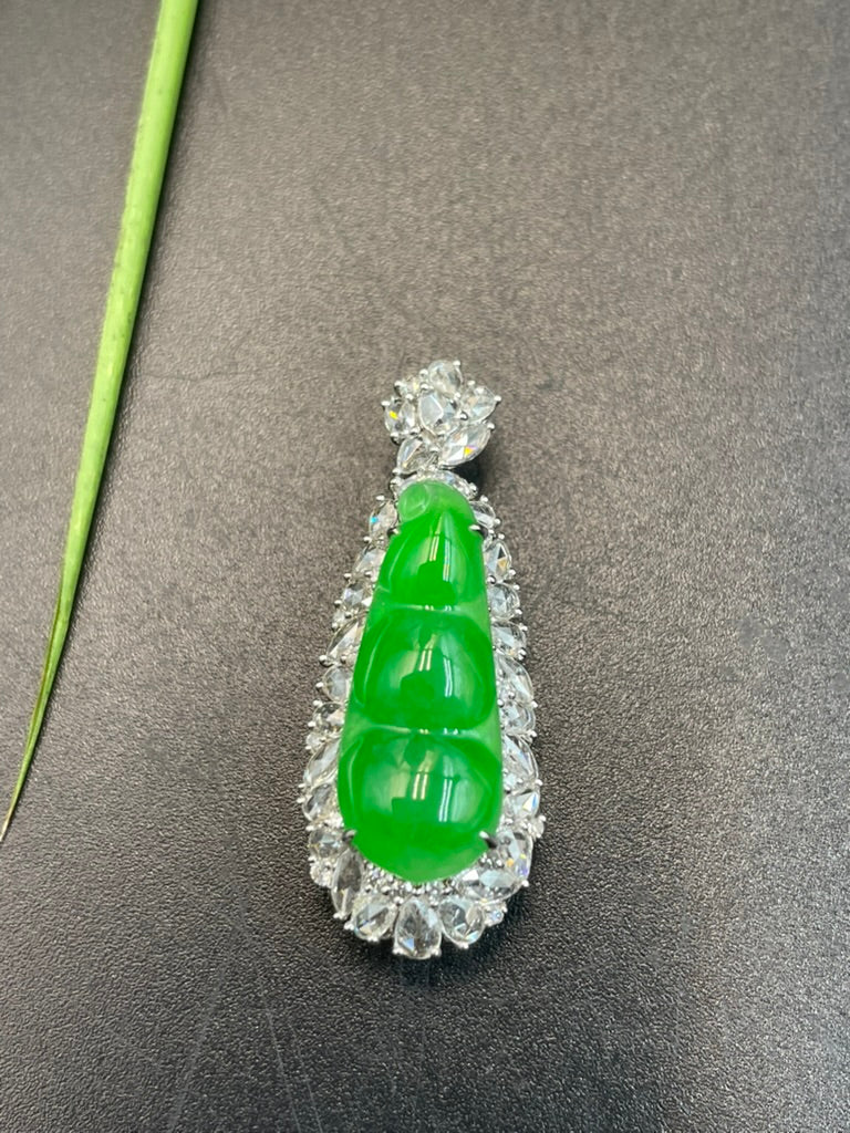 天然緬甸翡翠陽綠福豆吊墜