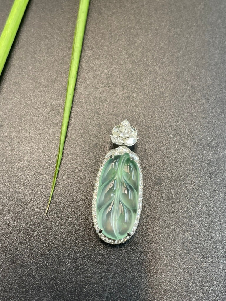 天然緬甸翡翠冰種葉子吊墜