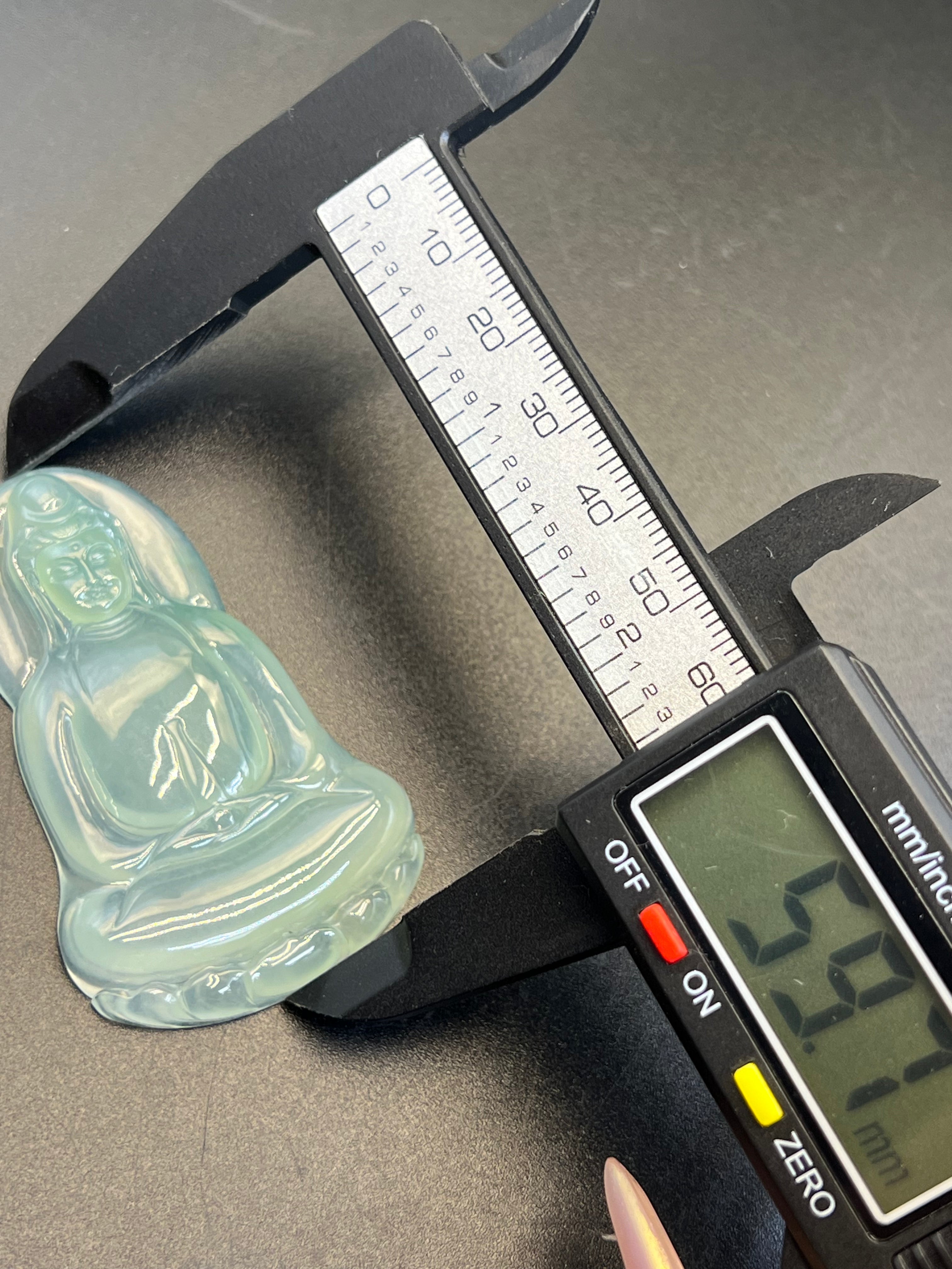 緬甸天然翡翠冰種觀音吊墜