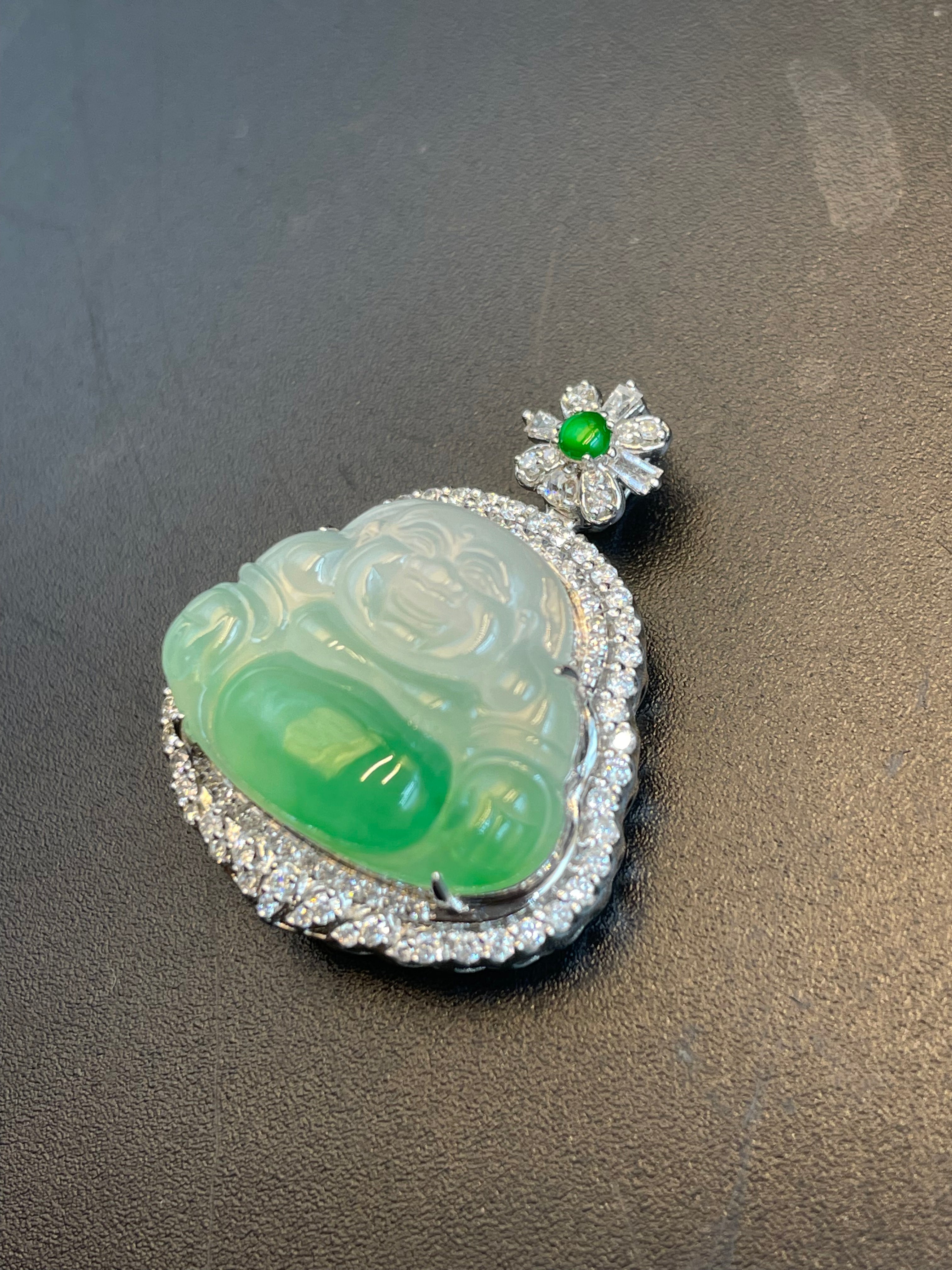 天然翡翠冰種飄綠花彌勒吊墜