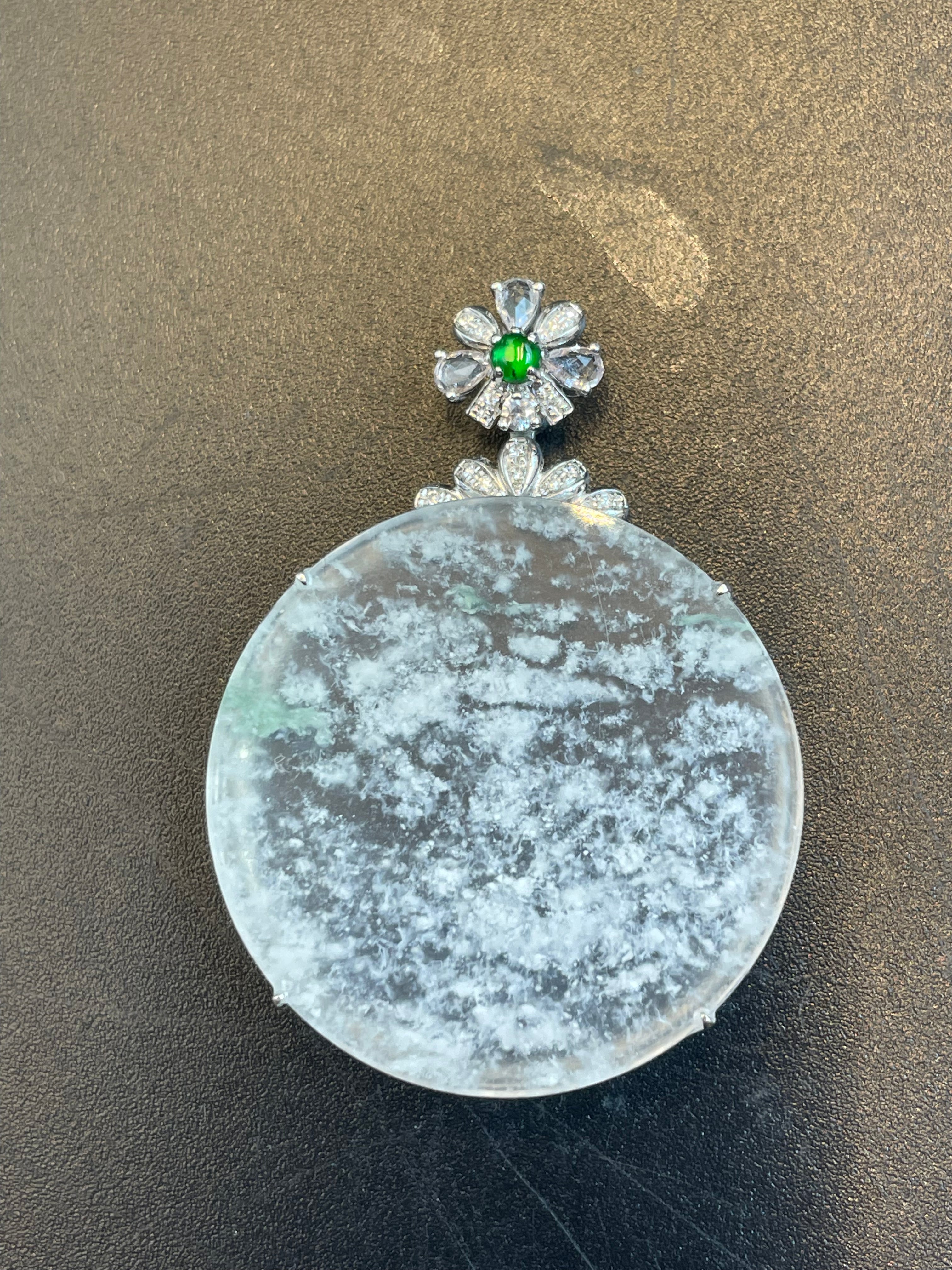 天然翡翠冰漂雪花帶綠無事圓牌吊墜