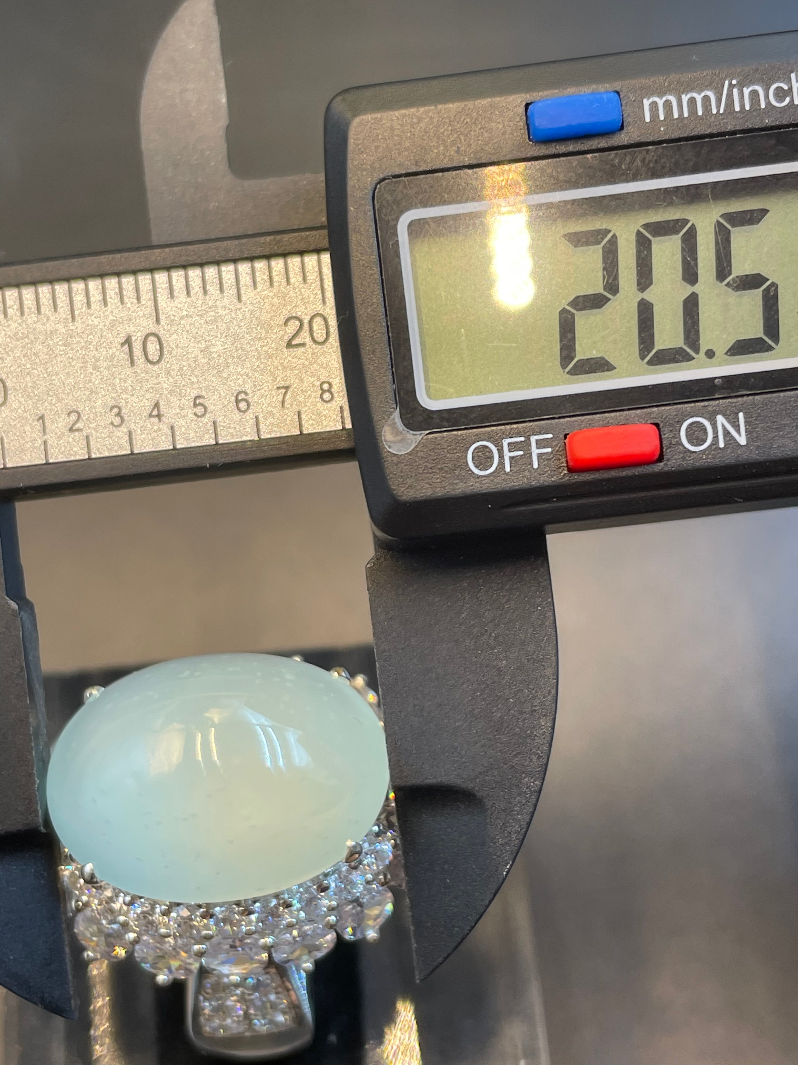 緬甸天然翡翠冰晴藍大蛋面戒指