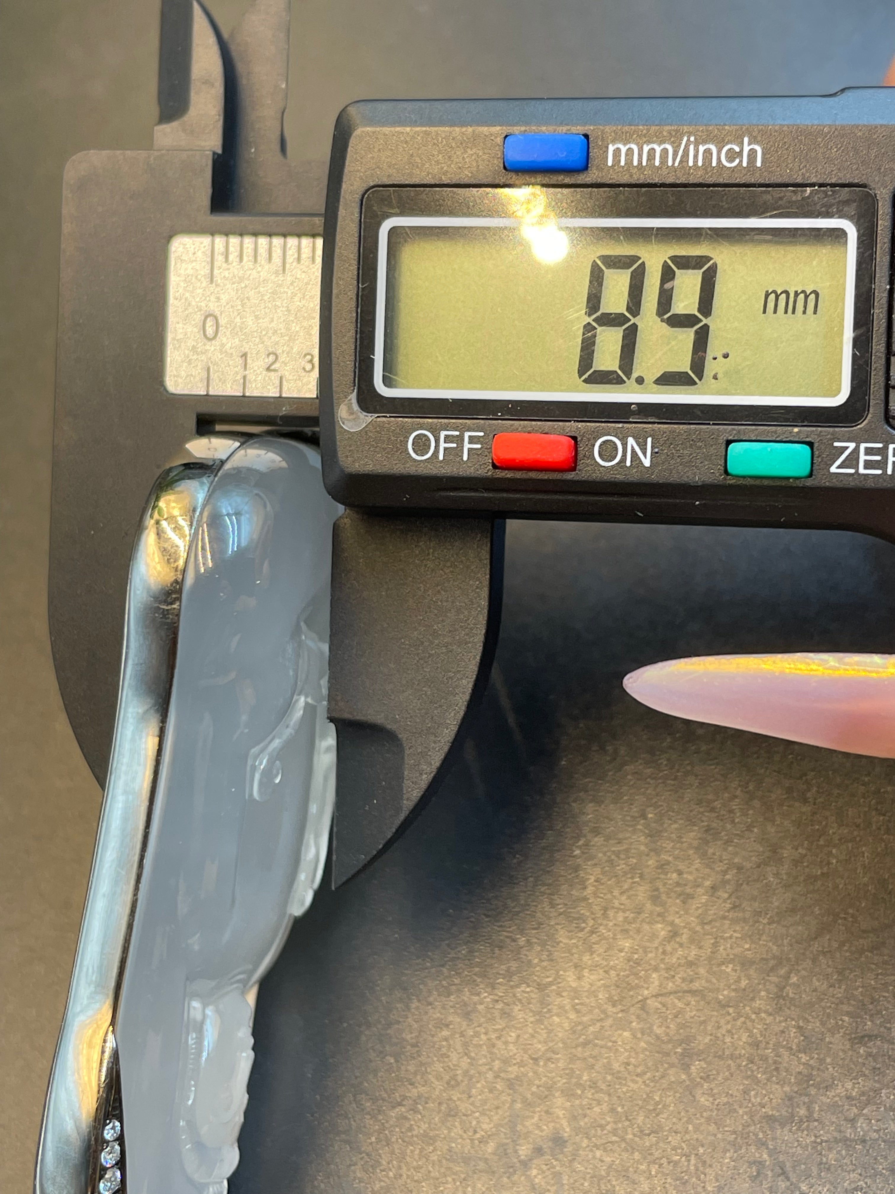 天然翡翠白冰觀音吊墜