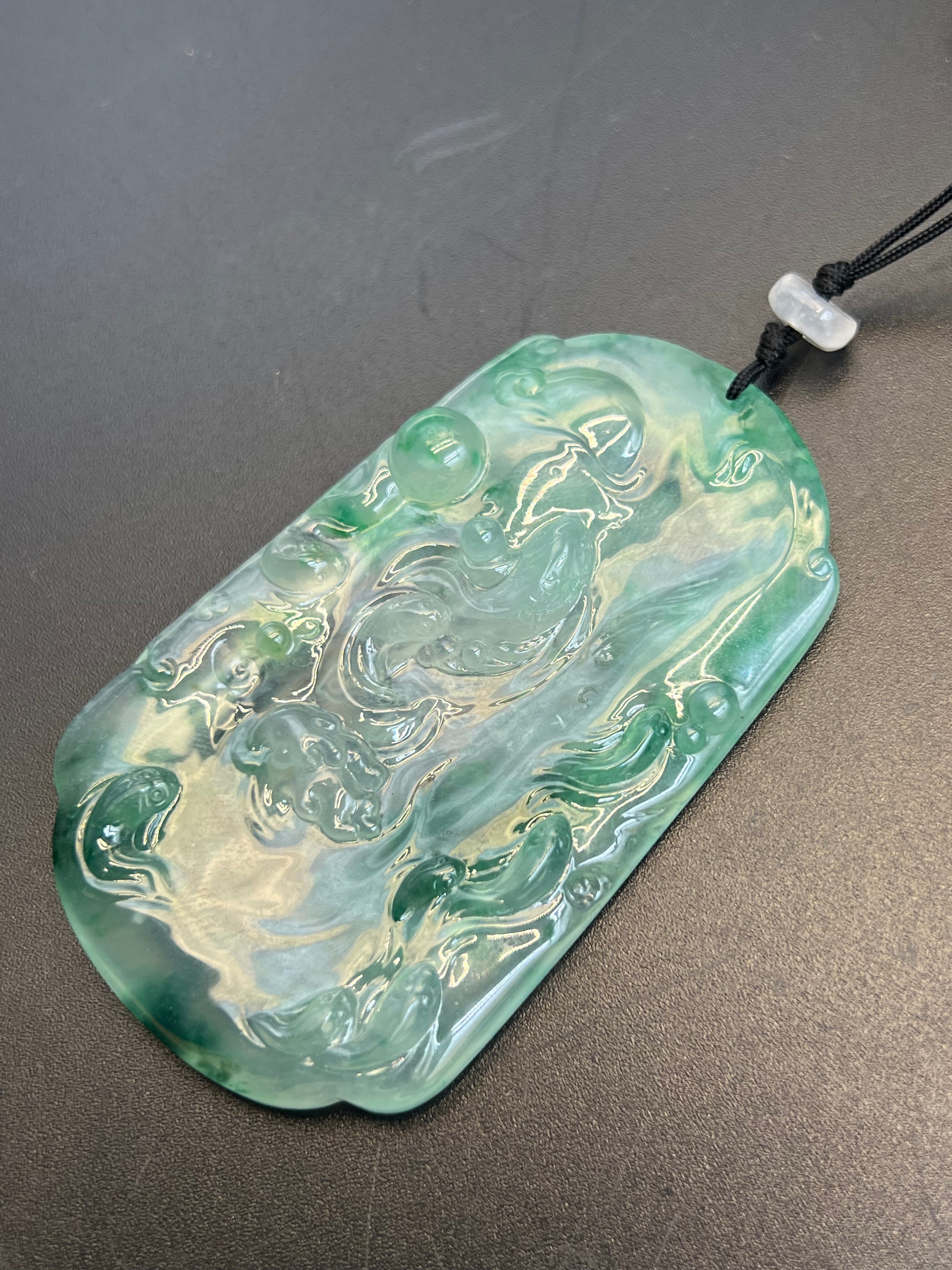 緬甸天然翡翠秋江魚渡吊墜