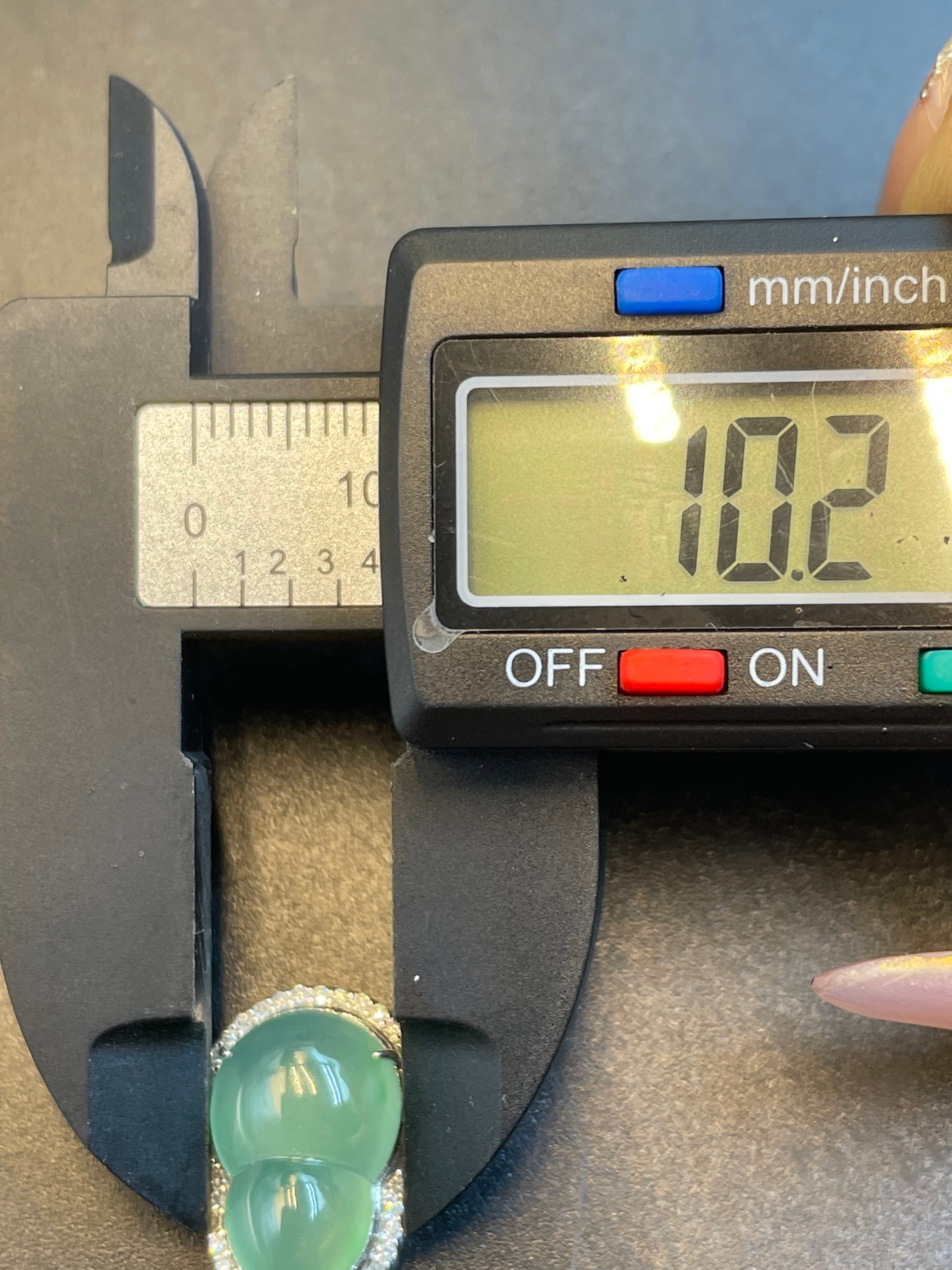 天然翡翠冰晴綠福祿吊墜