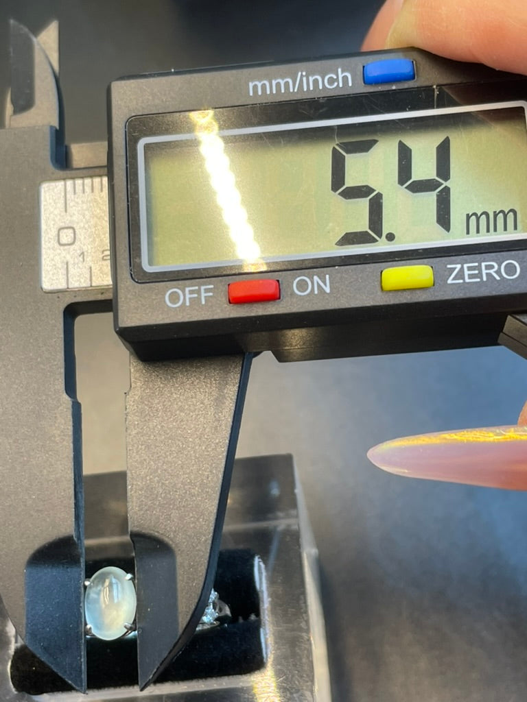 緬甸天然翡翠冰種蛋面戒指