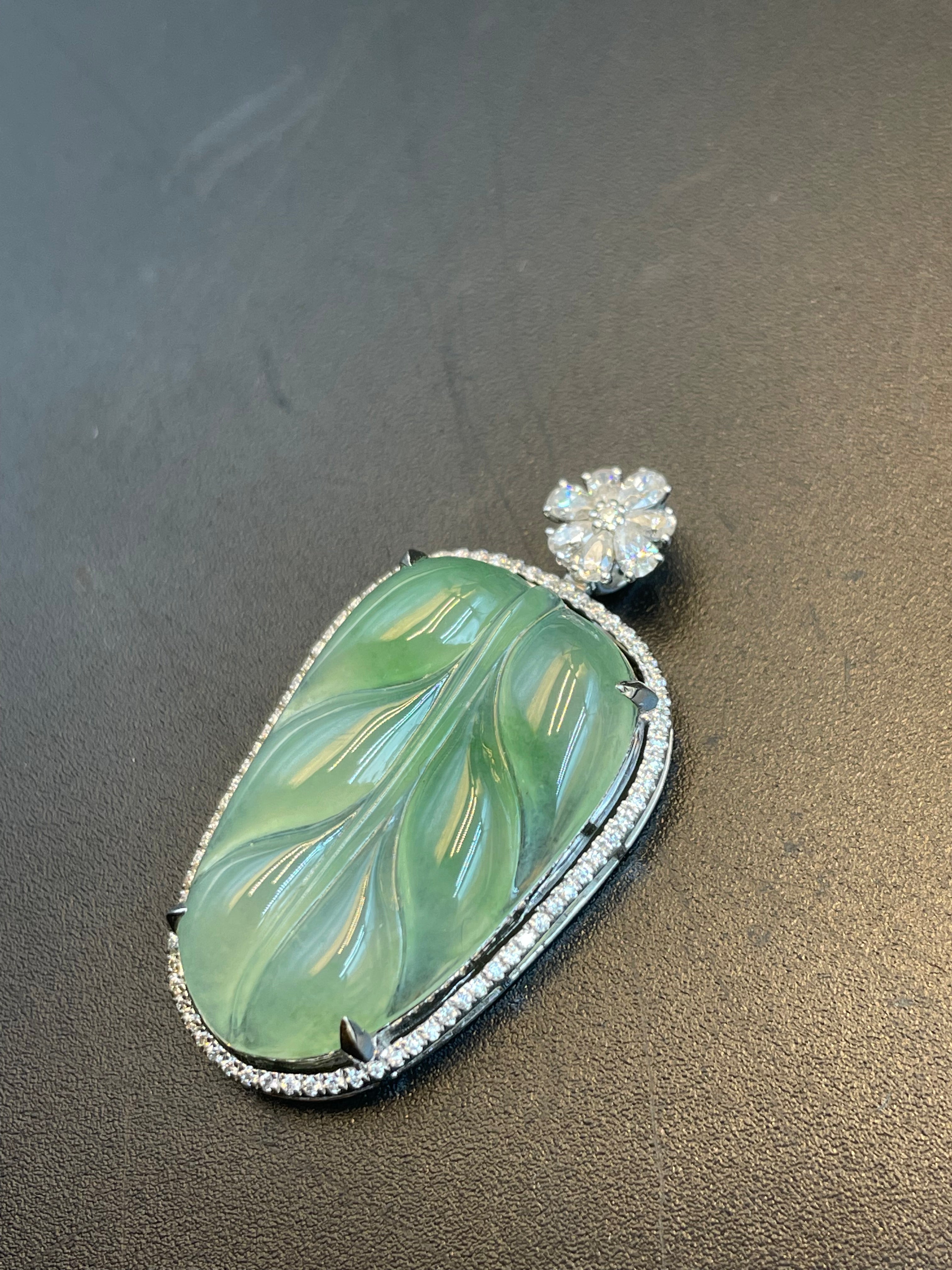 緬甸天然翡翠冰晴帶綠葉子吊墜