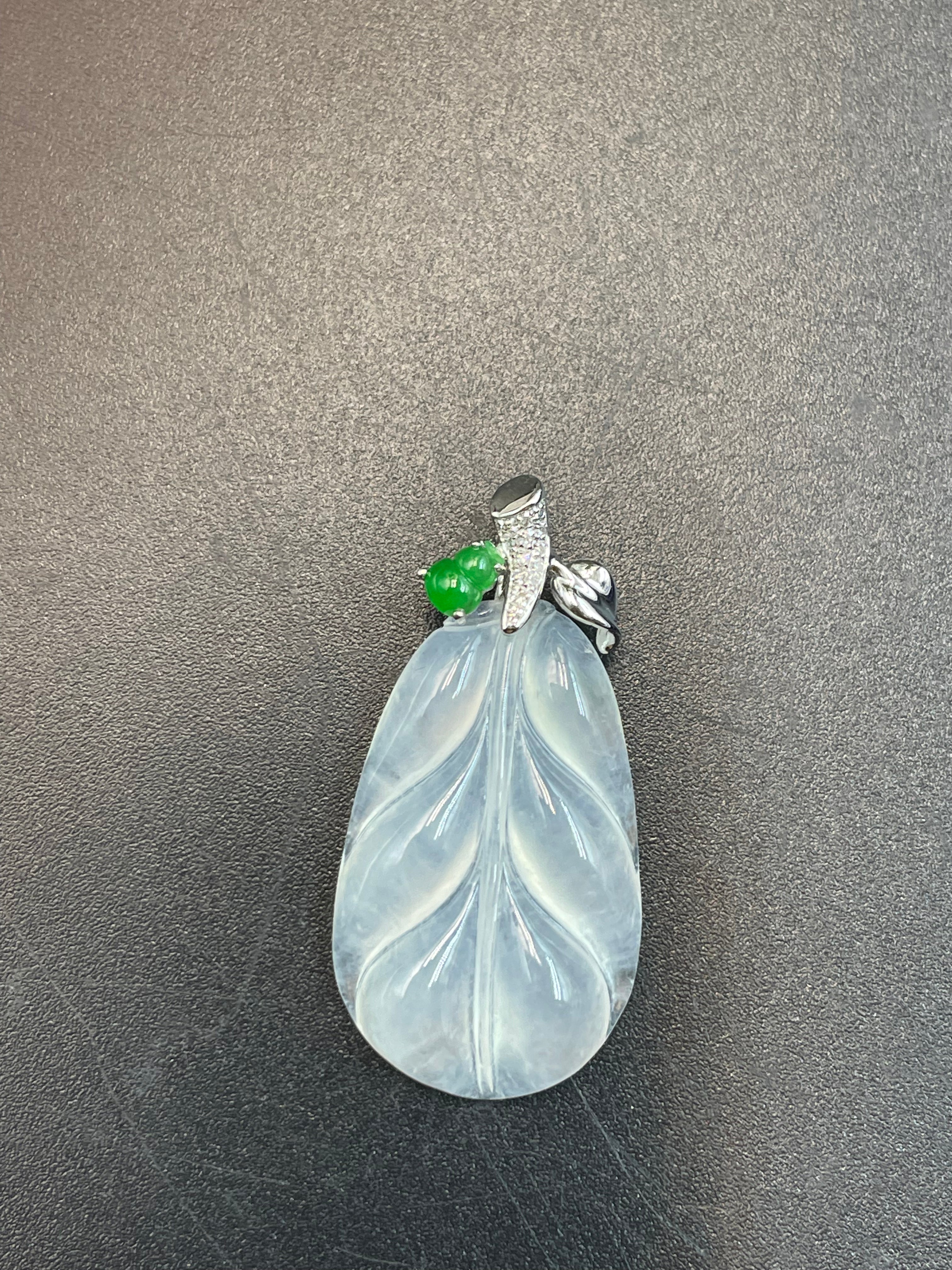 緬甸天然翡翠金枝玉葉吊墜