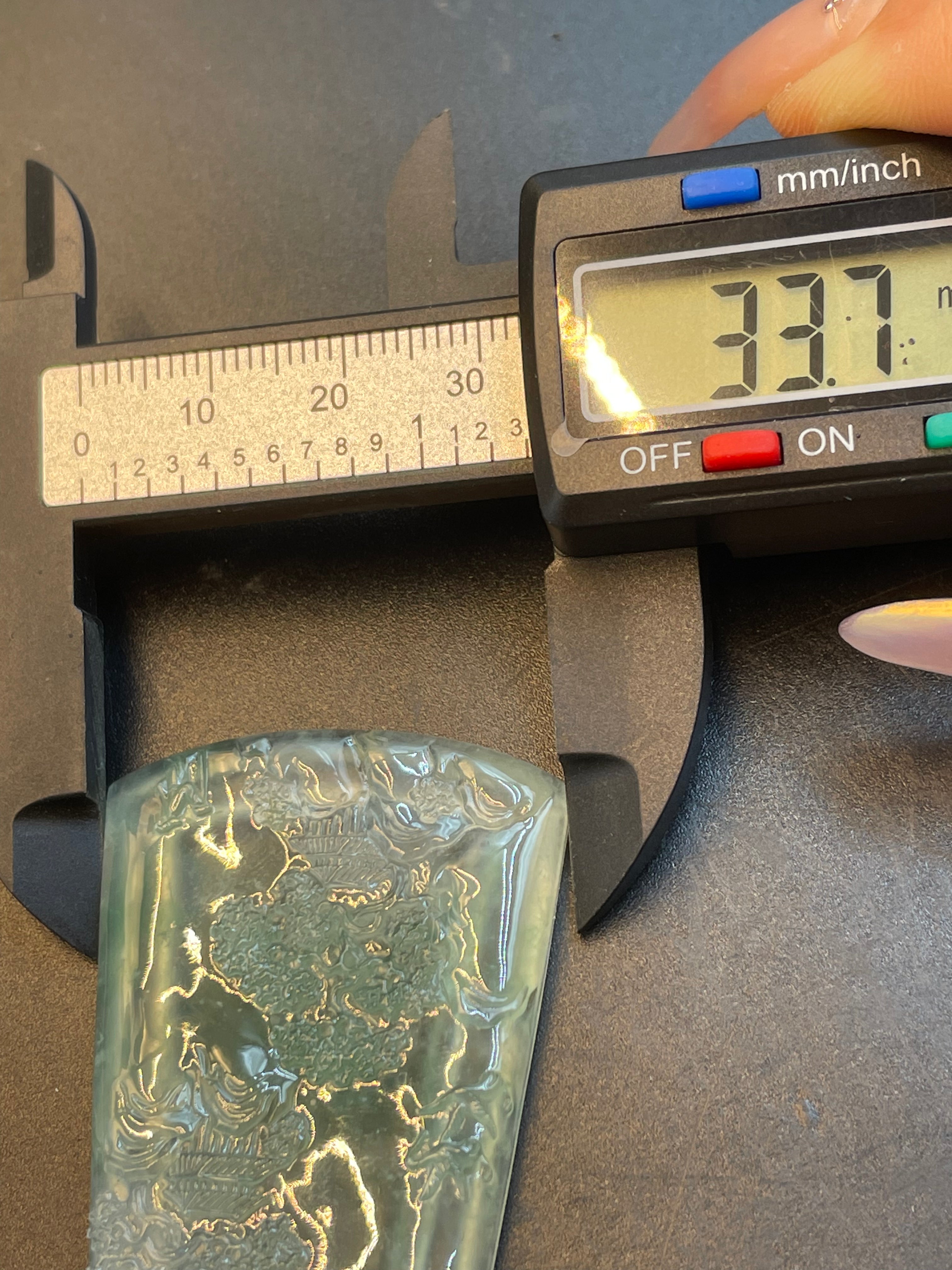 天然翡翠冰種山水意境玉牌吊墜