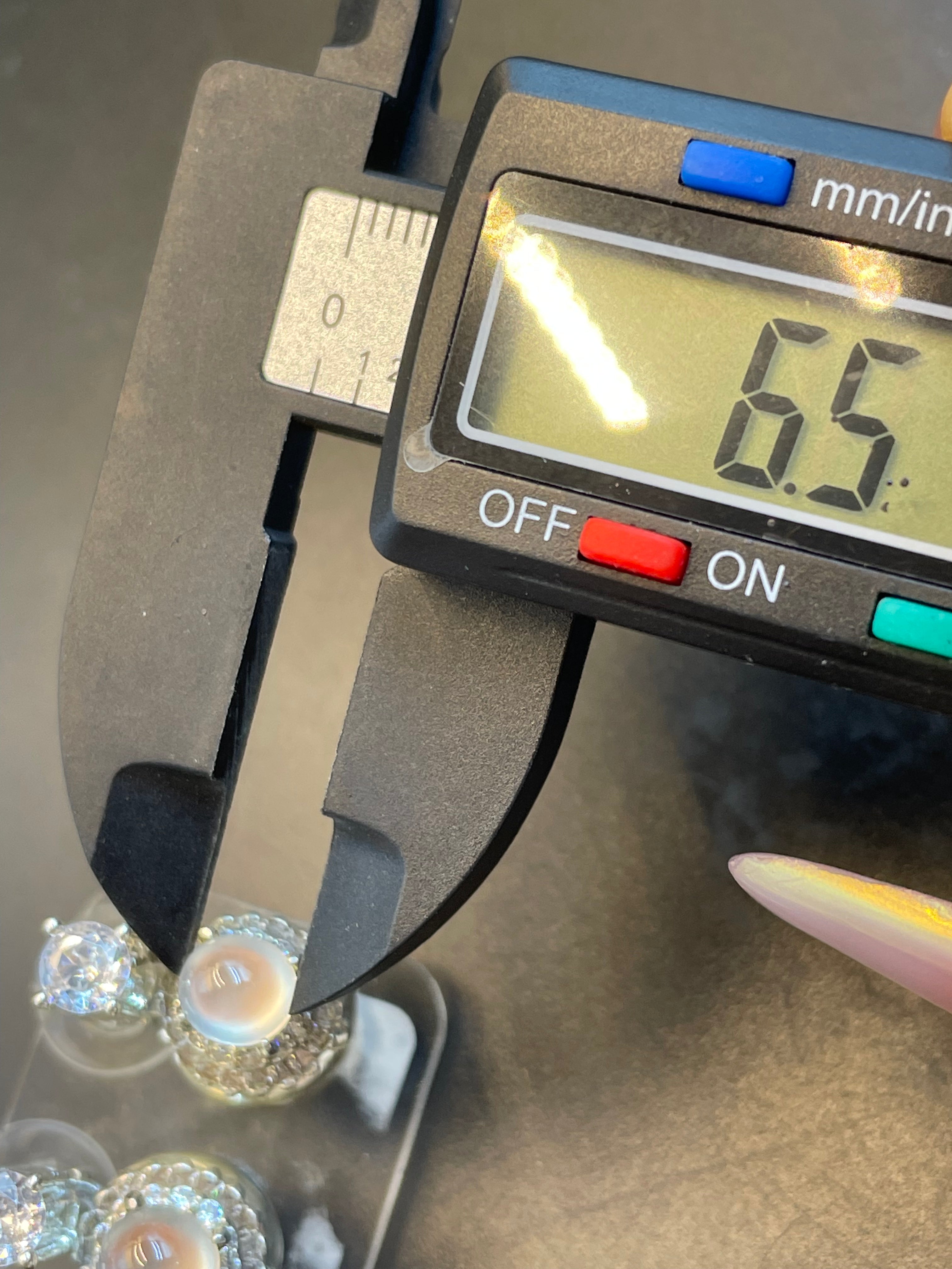緬甸天然翡翠冰種蛋面耳環