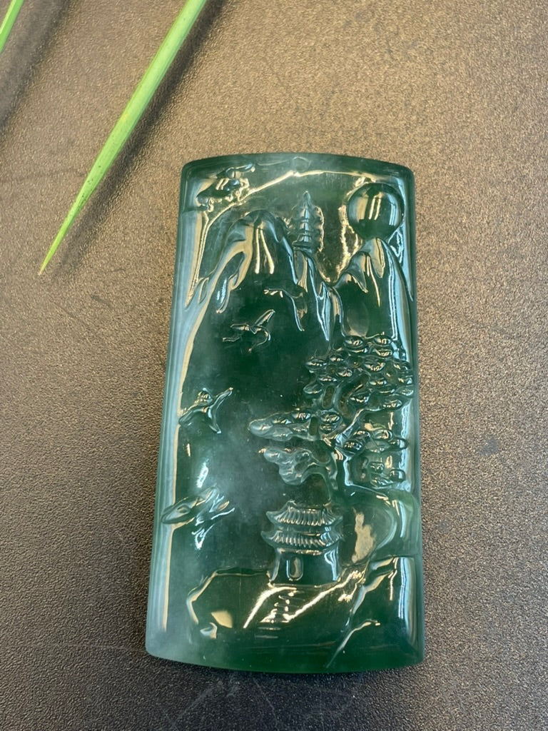 緬甸天然翡翠山水玉牌吊墜