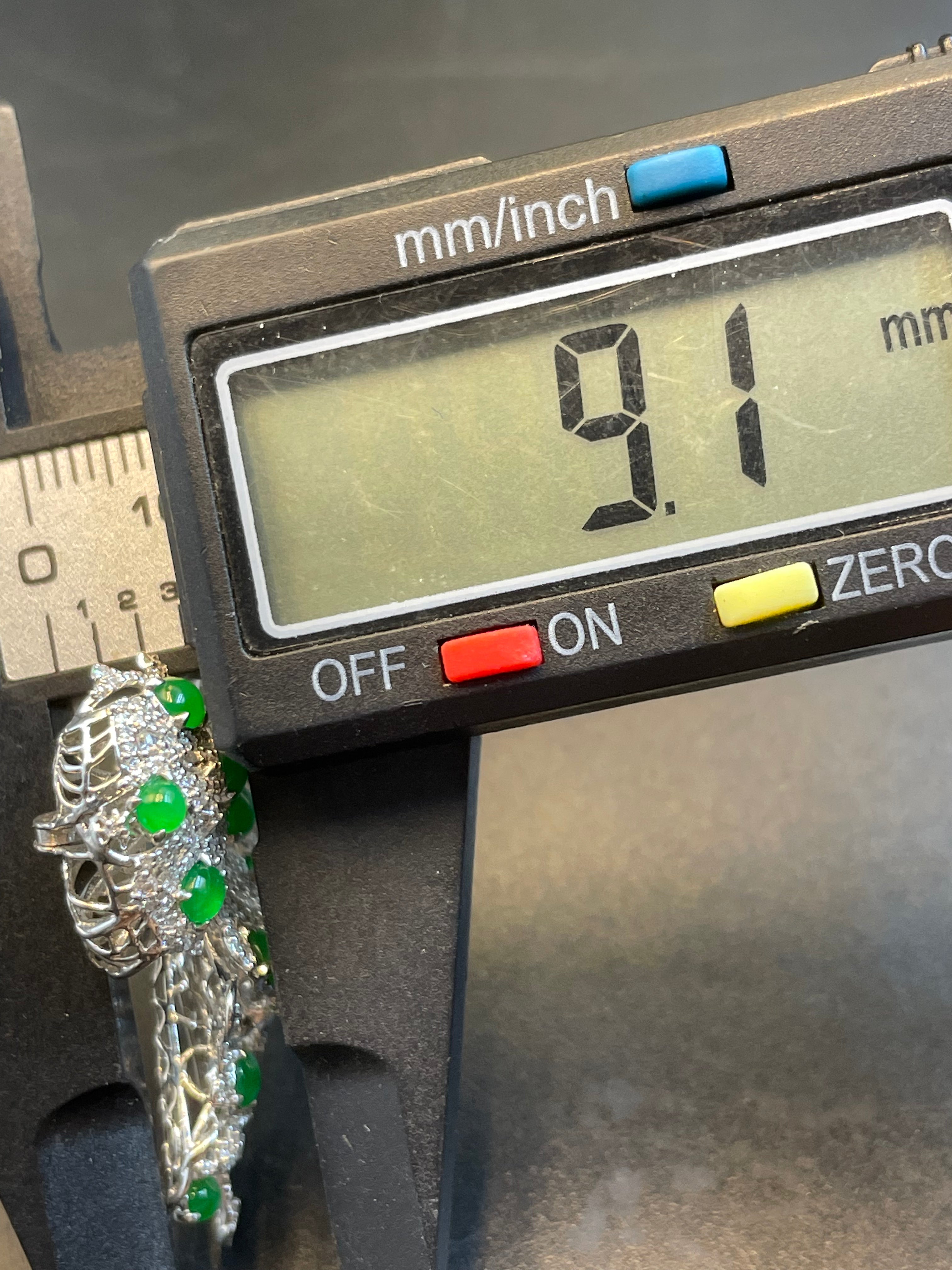 緬甸天然翡翠陽綠蛋面蝴蝶結胸針