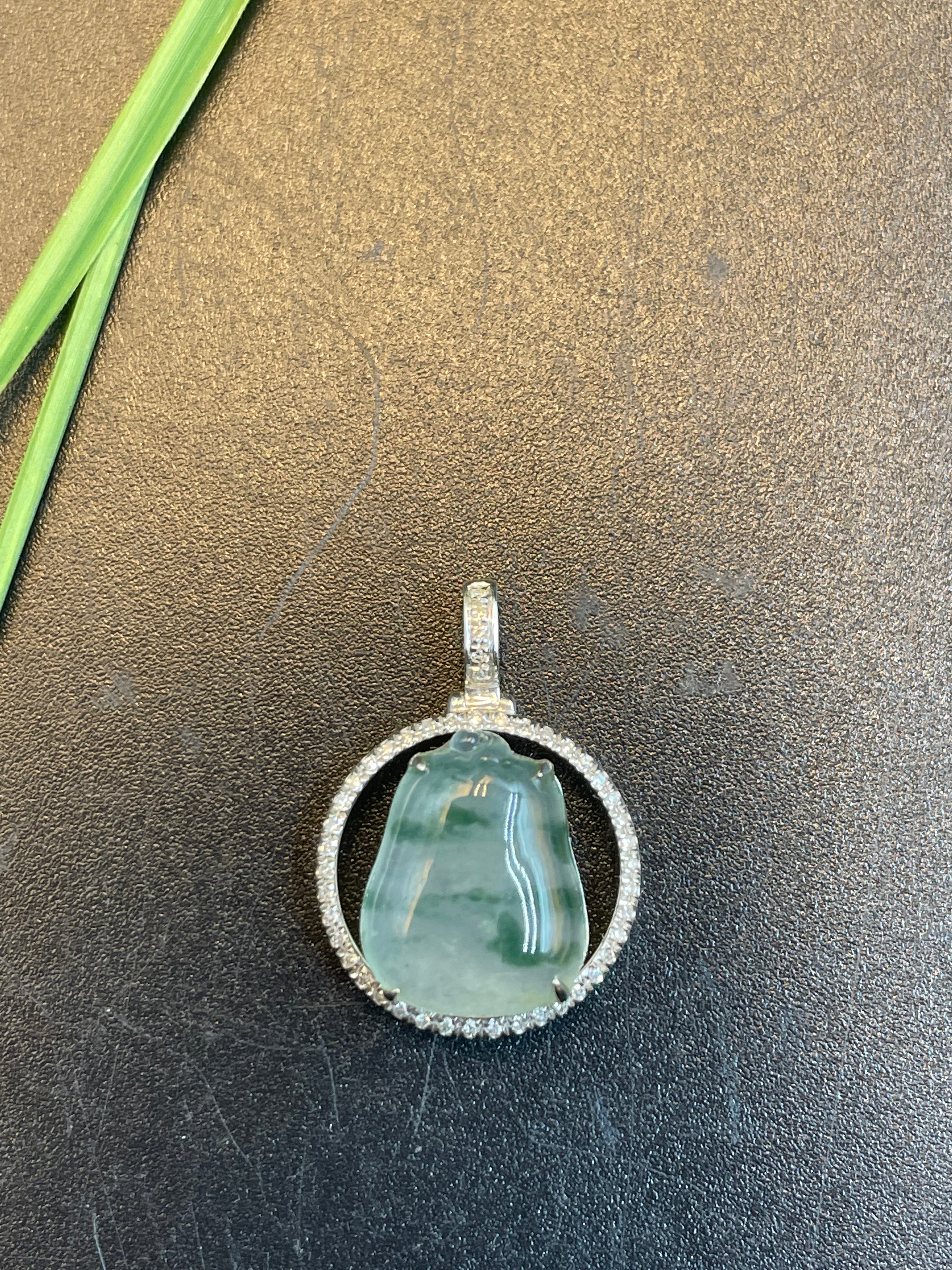 緬甸天然翡翠飄綠福瓜吊墜