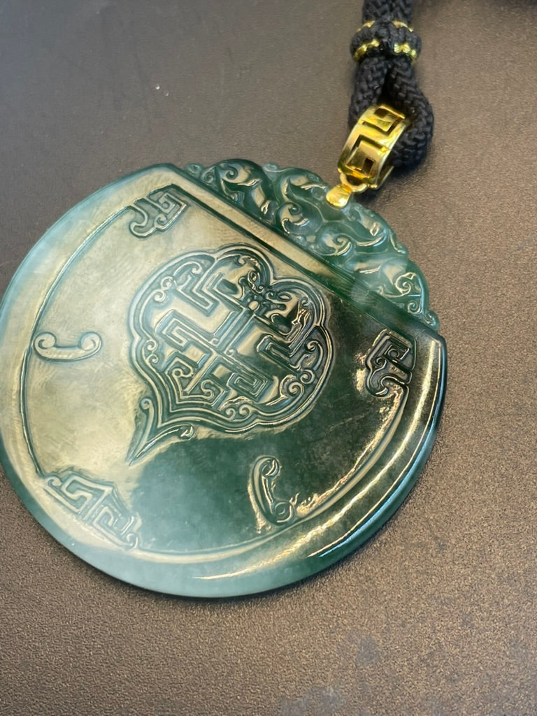天然緬甸翡翠仿古牌吊墜