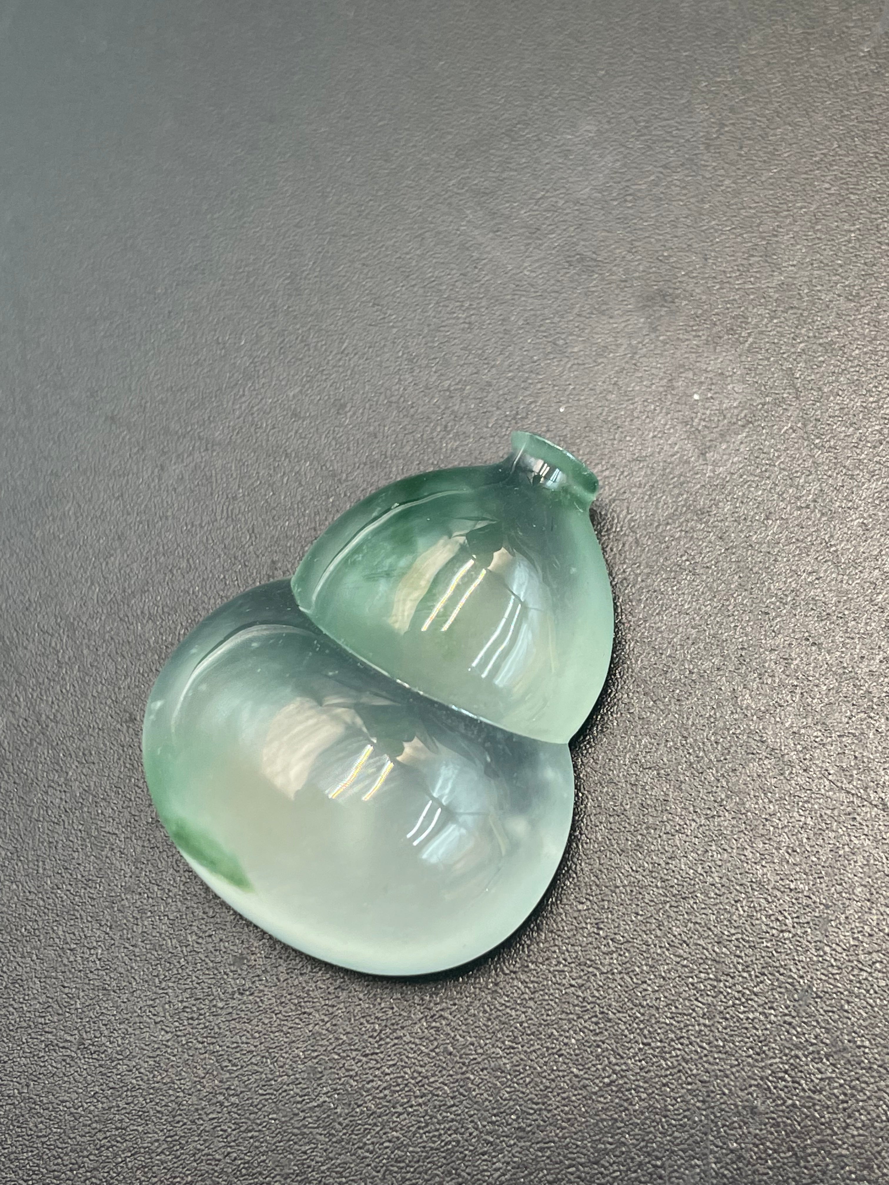 緬甸天然翡翠冰晴飄綠花福祿吊墜