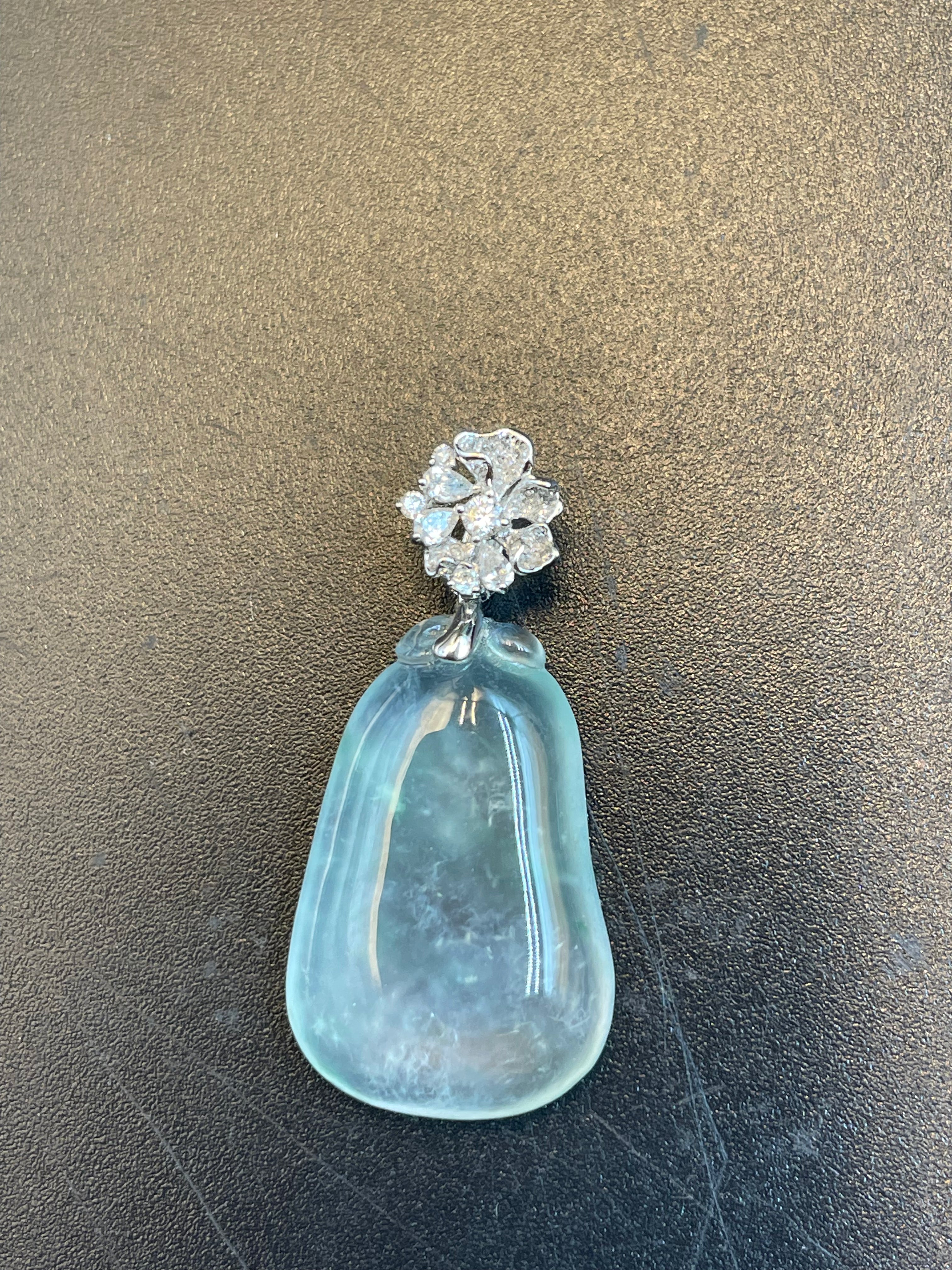 天然翡翠冰種福瓜吊墜