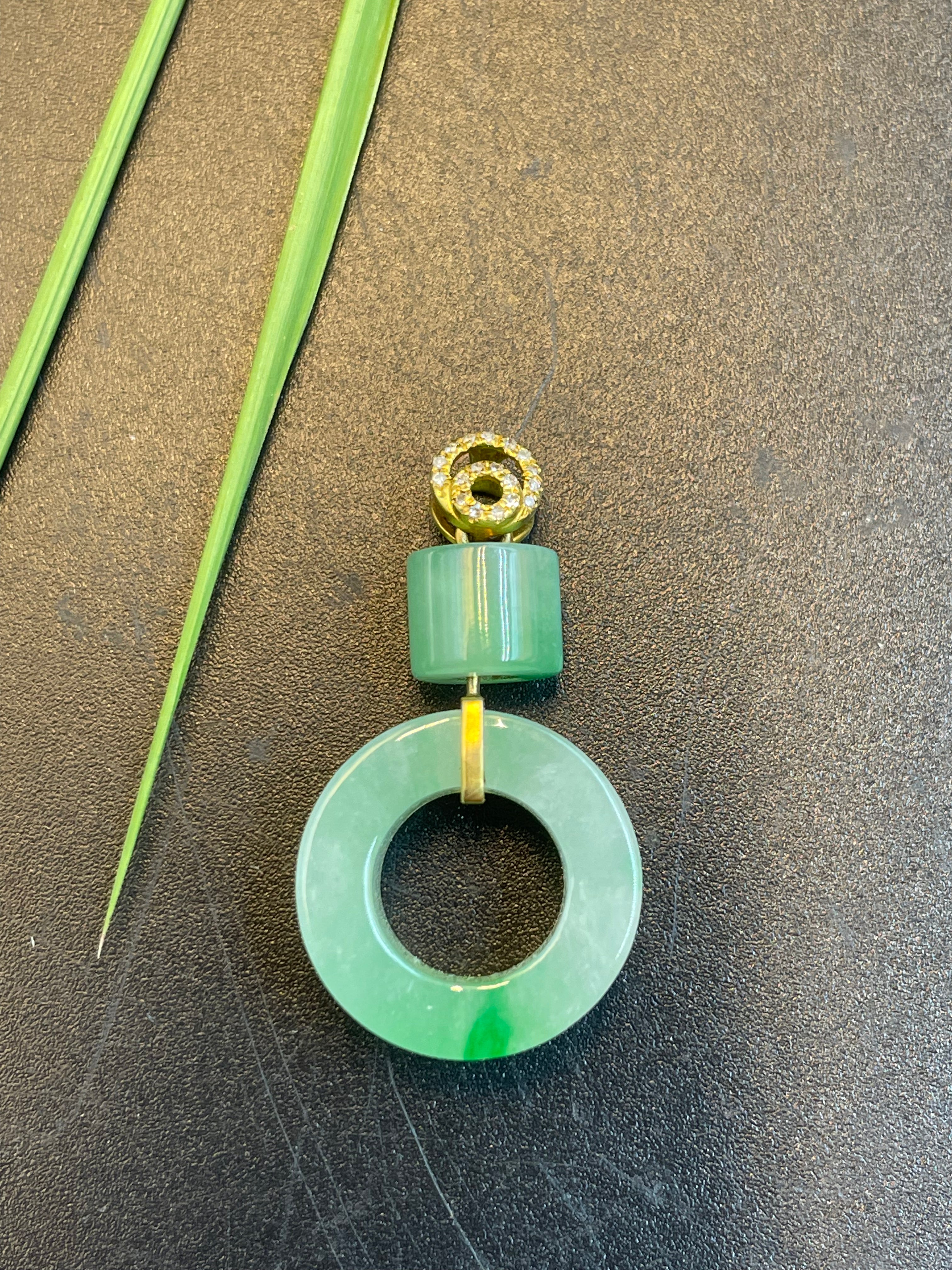 緬甸天然翡翠飄綠平安扣甜甜圈吊墜