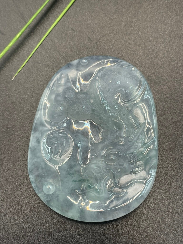天然緬甸翡翠冰種龍牌吊墜