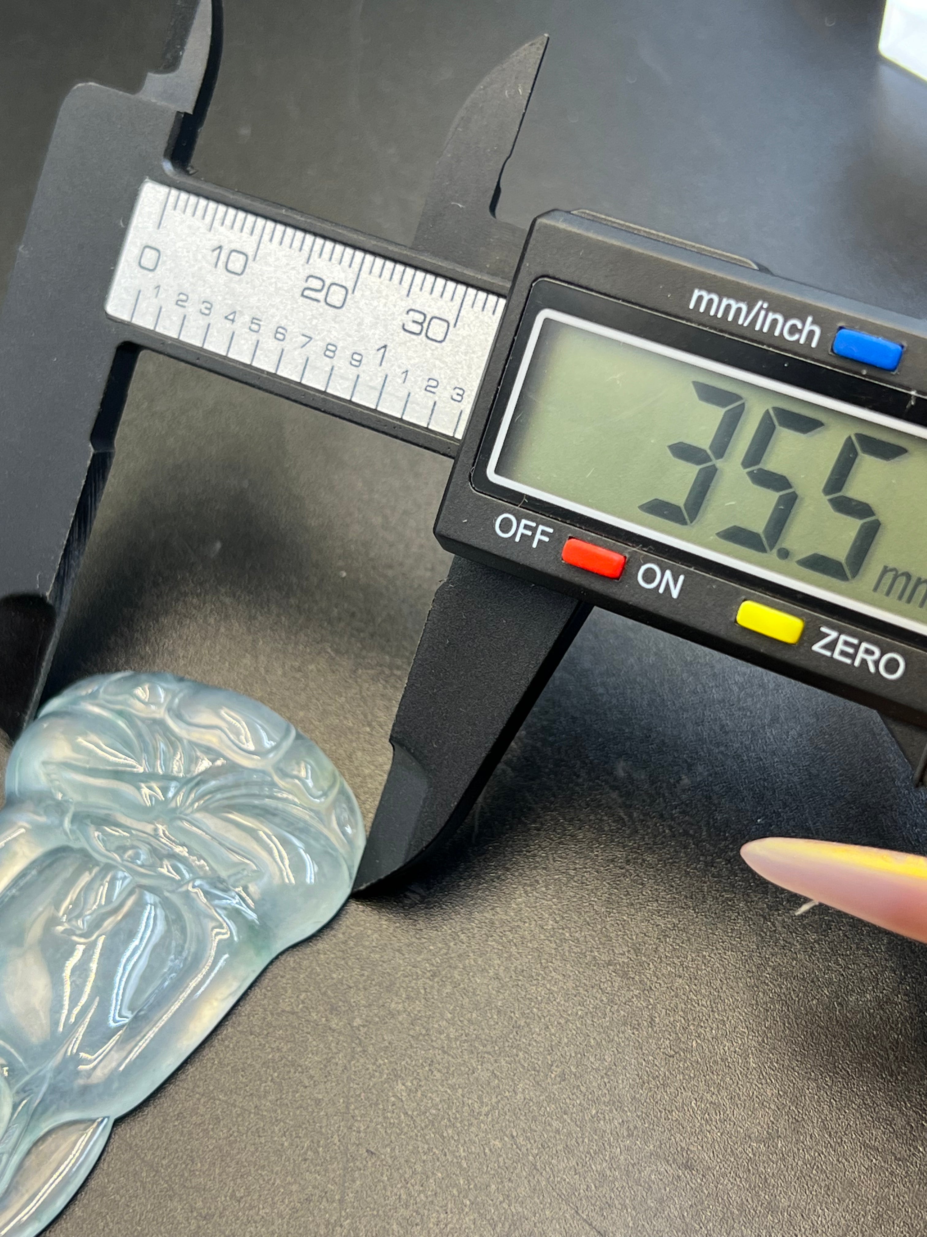 緬甸天然翡翠冰種觀音吊墜