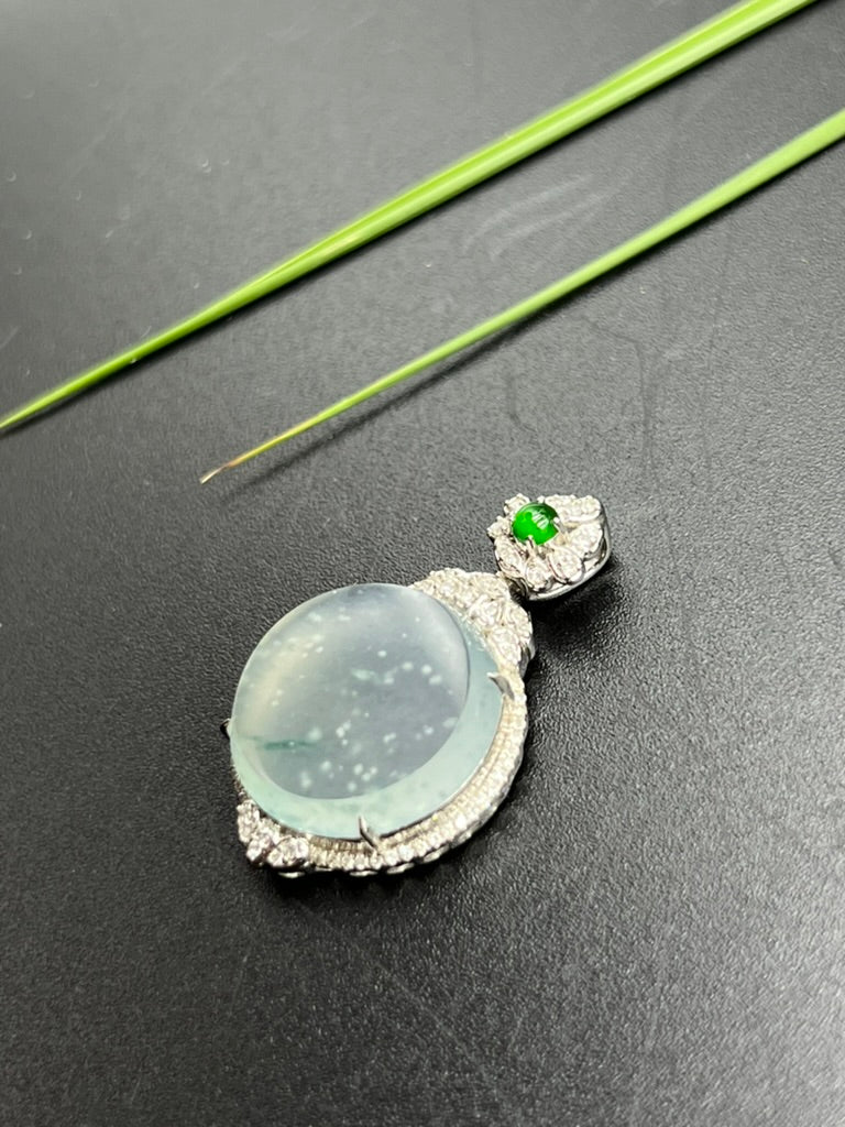 緬甸天然翡翠冰種飄花雪花棉無事圓牌吊墜