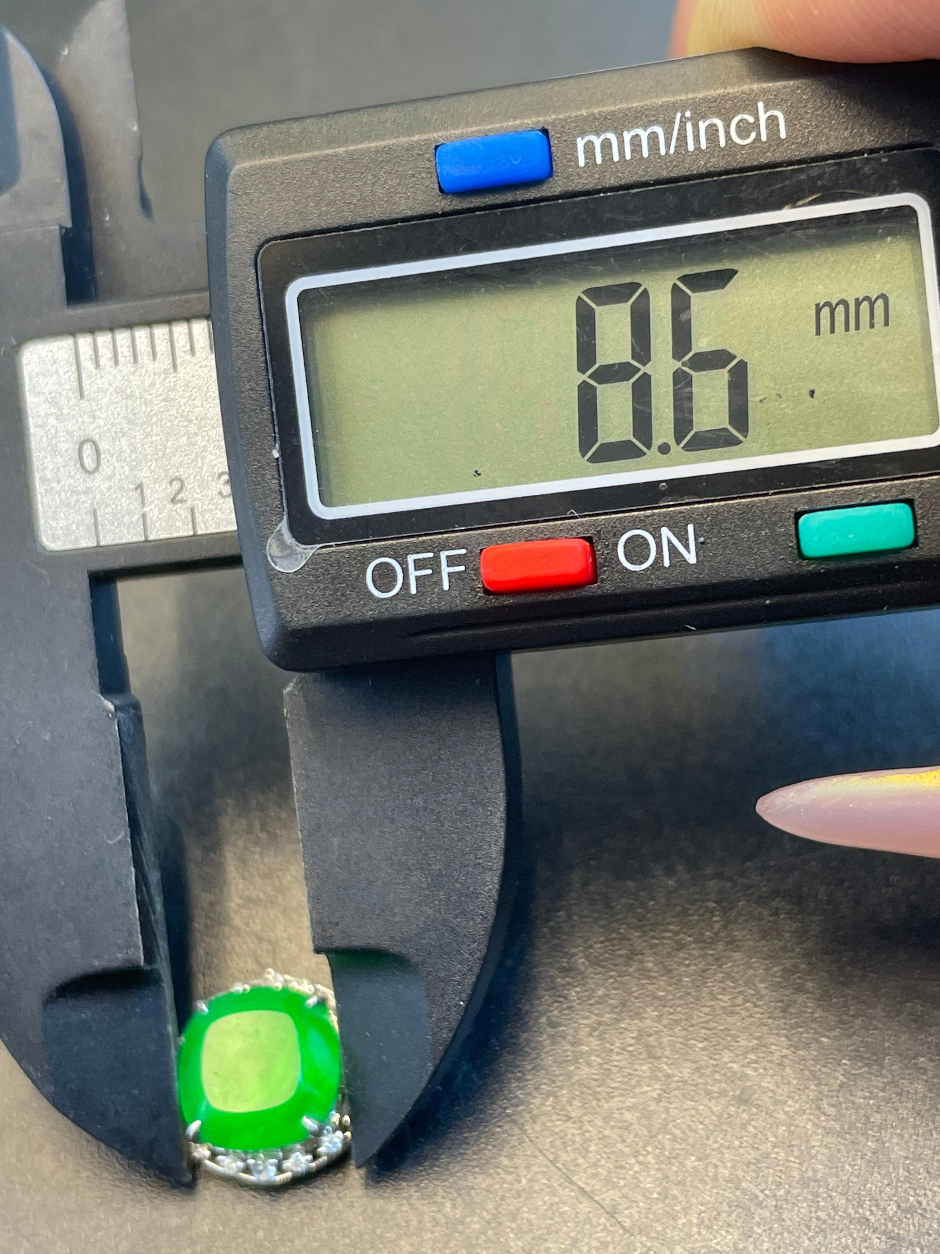 天然翡翠陽綠耳環