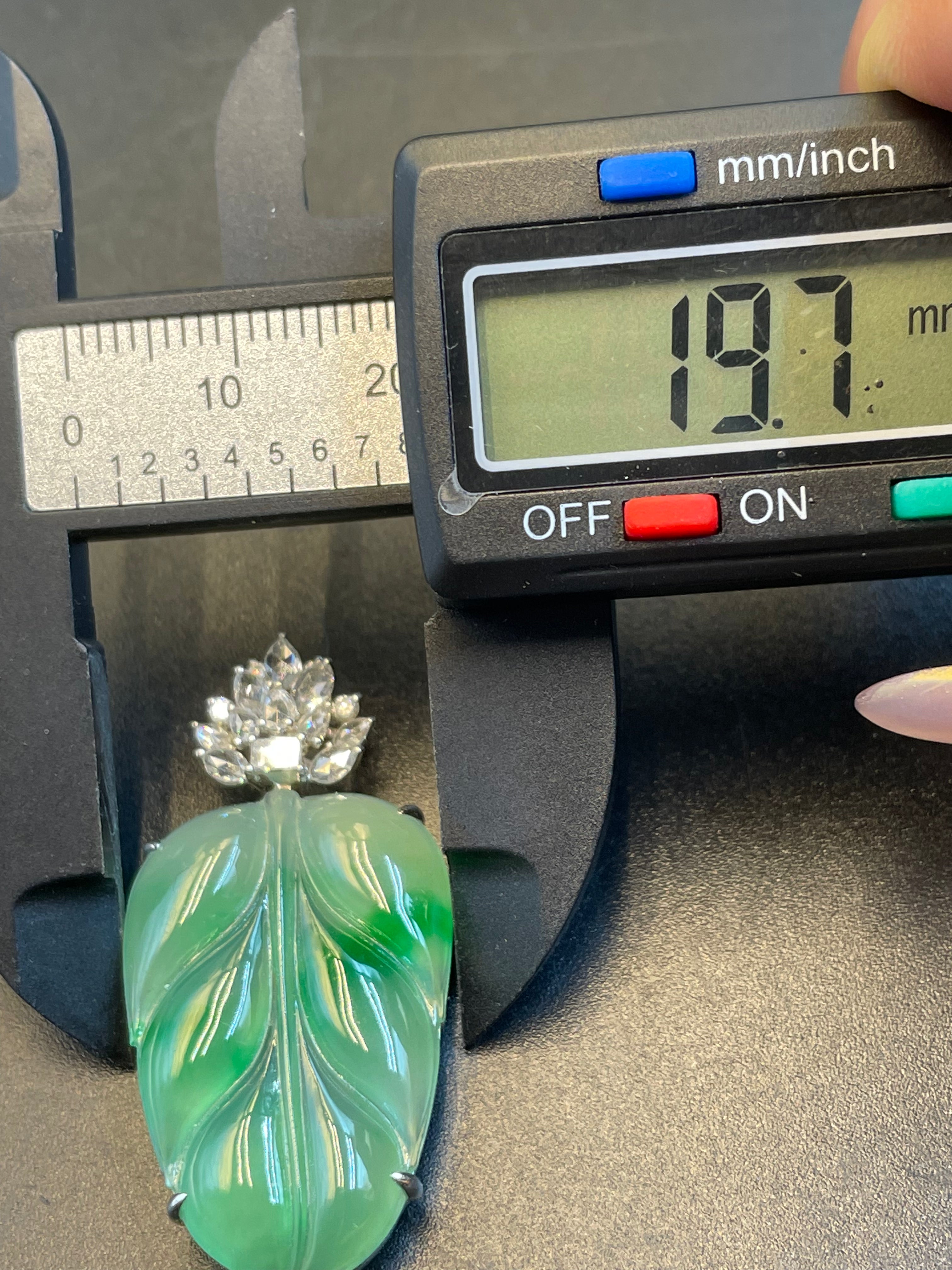 天然翡翠冰種飄綠花葉子吊墜