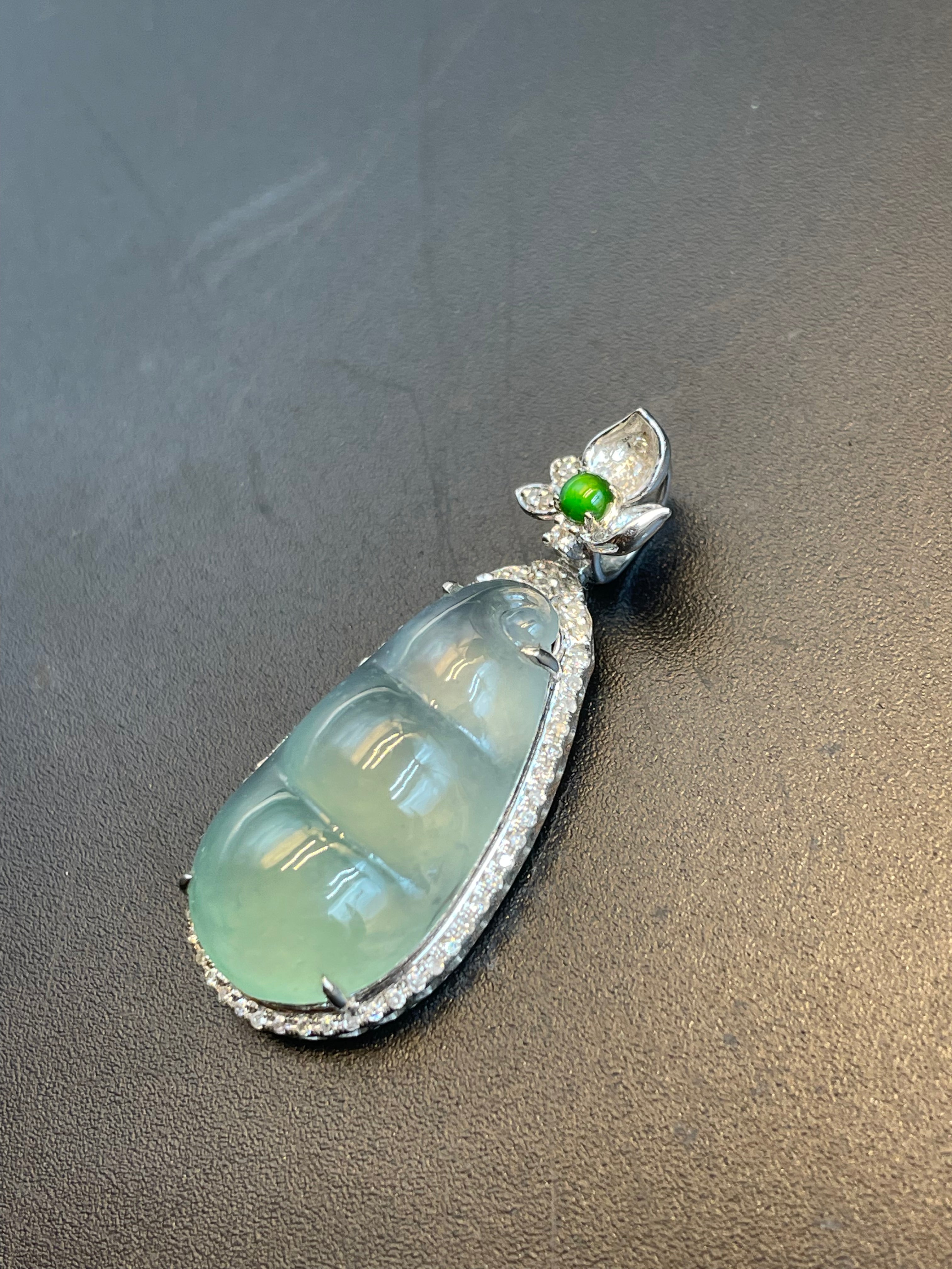 緬甸天然翡翠冰種福豆吊墜