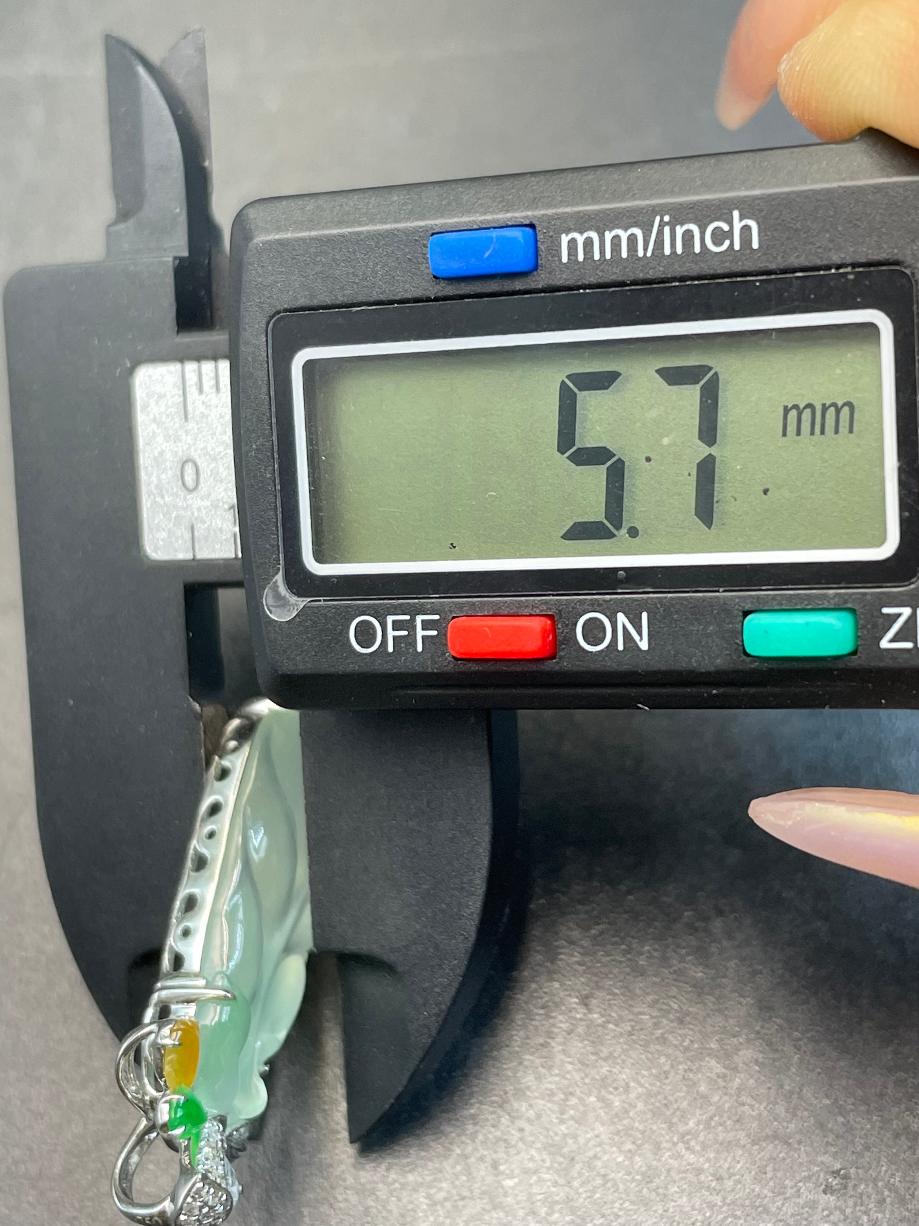 緬甸天然翡翠高冰金枝玉葉吊墜