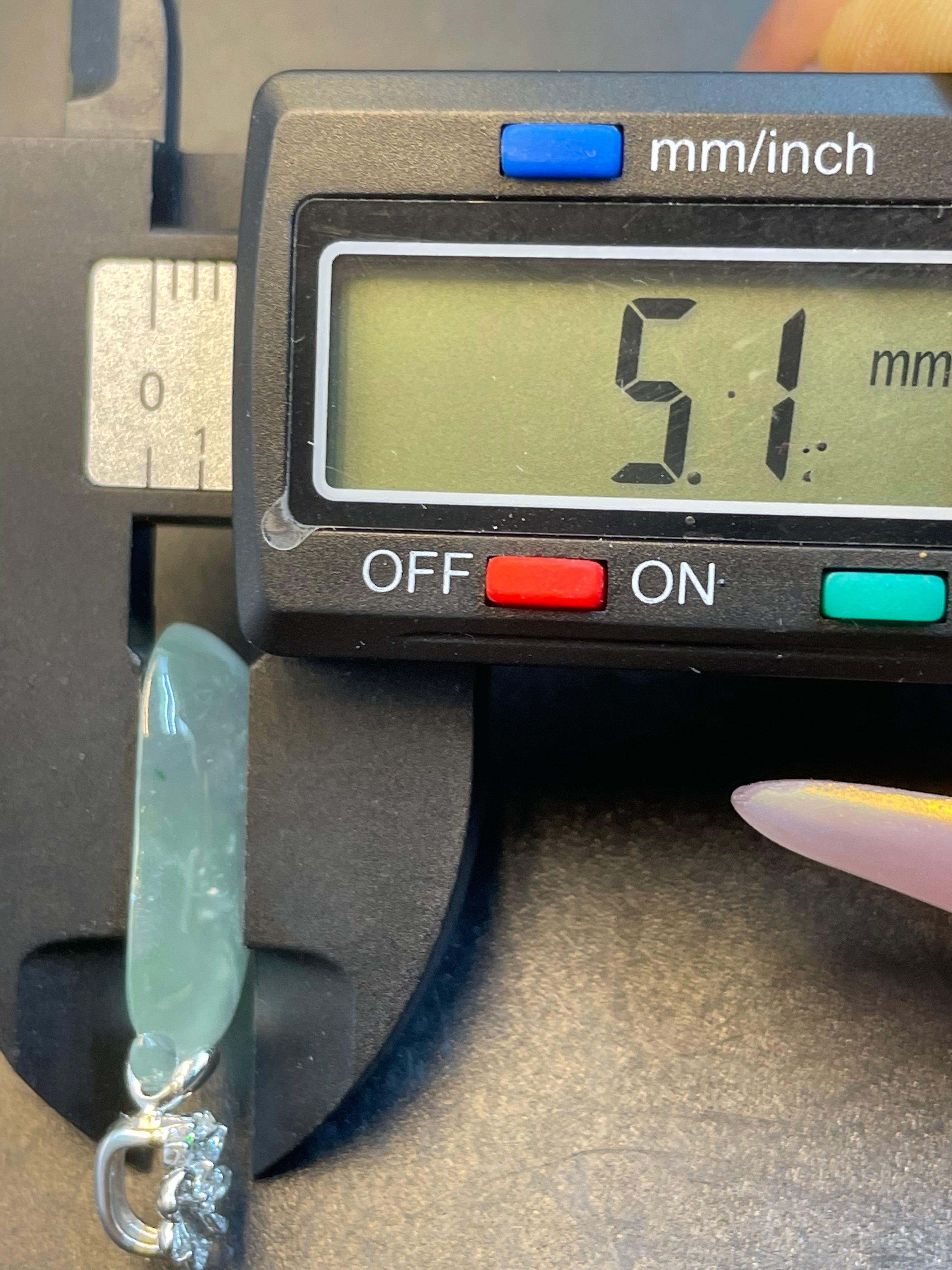 天然翡翠冰種福瓜吊墜