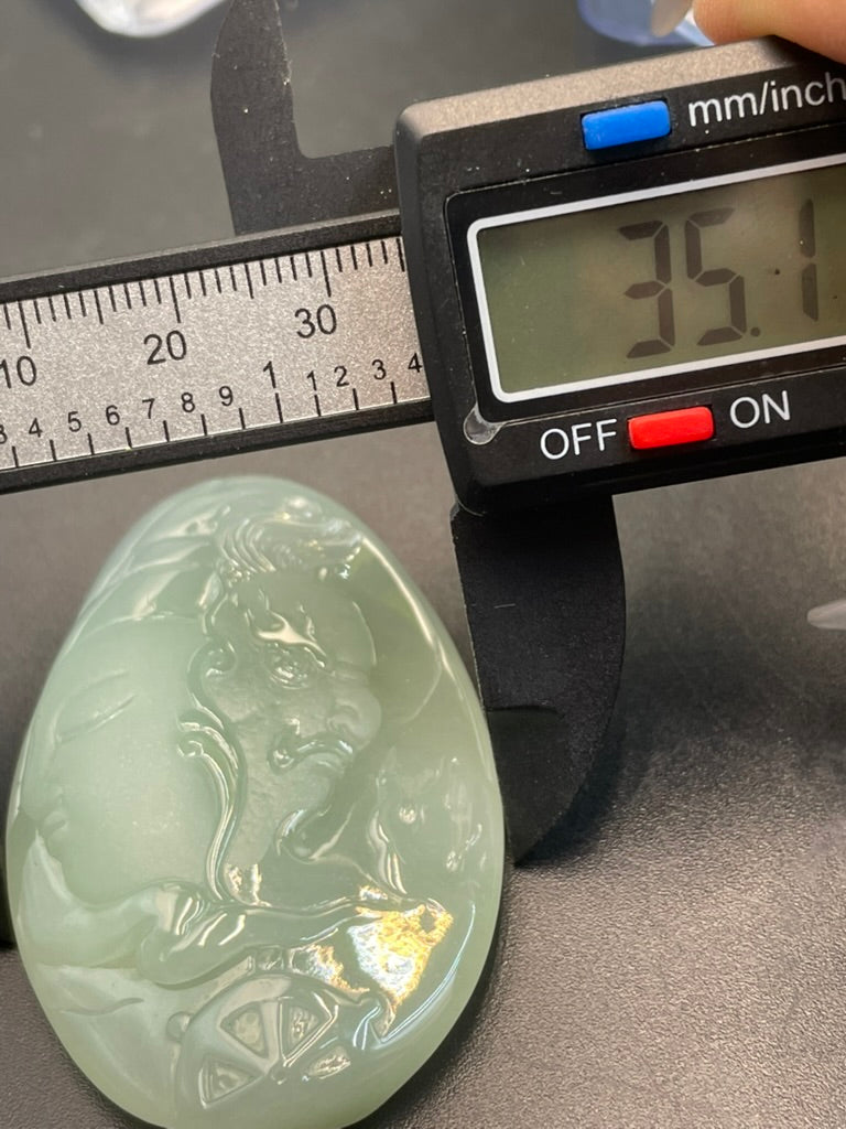 緬甸天然翡翠慈威並濟吊墜