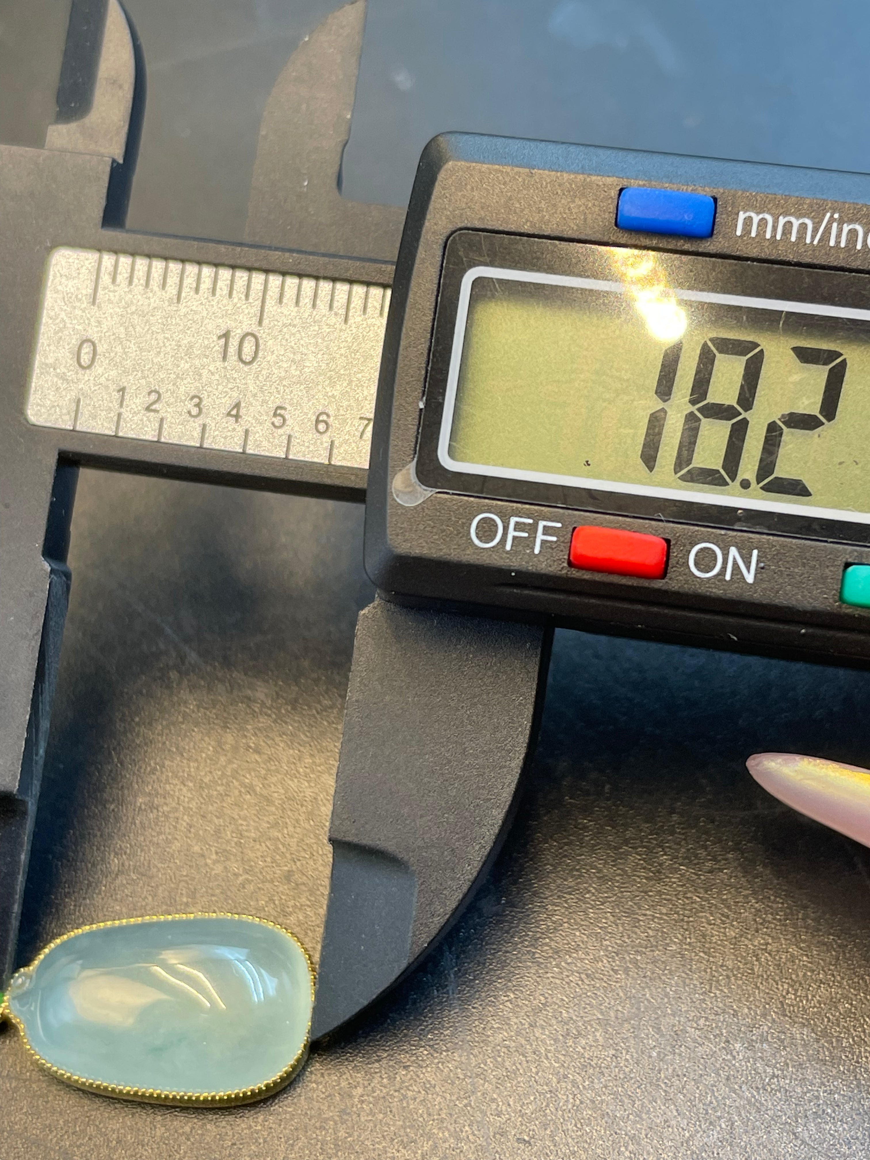 緬甸天然翡翠冰種福瓜吊墜