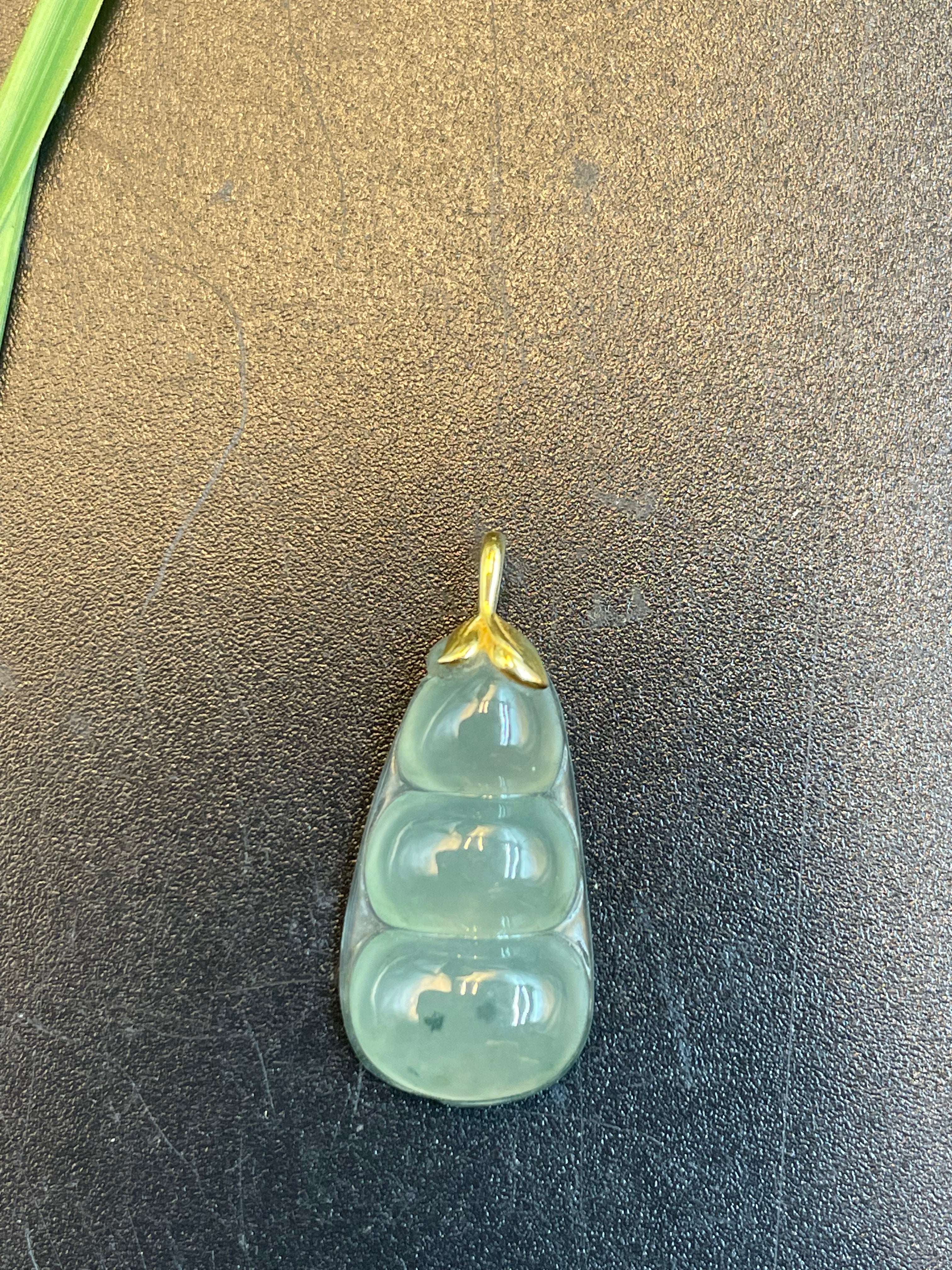 緬甸天然翡翠福豆吊墜