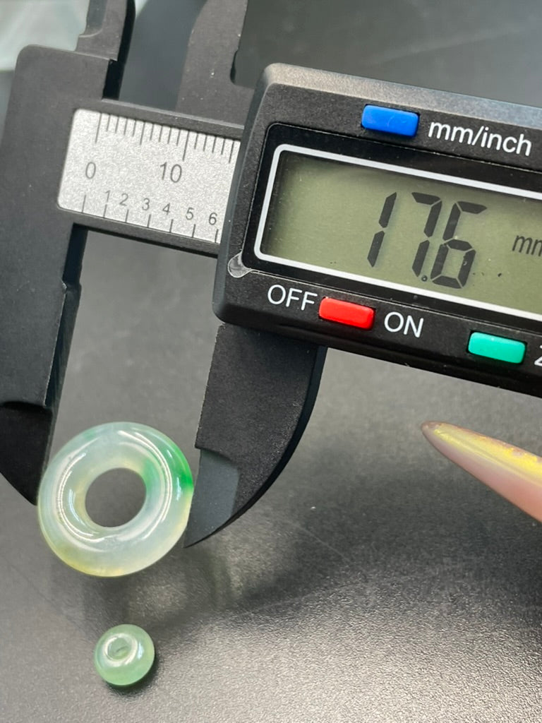 緬甸天然翡翠冰飄花子母扣平安扣吊墜