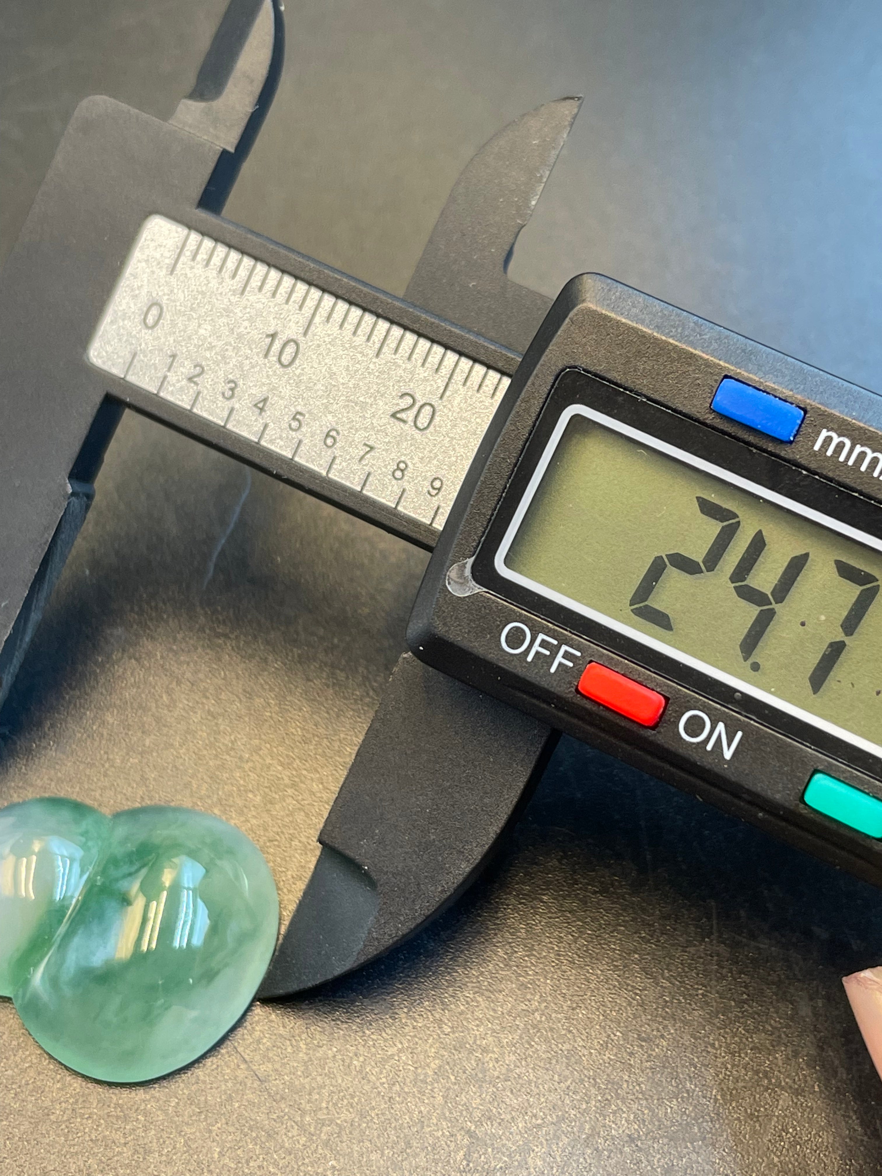 緬甸天然翡翠冰種飄花葫蘆/福祿吊墜